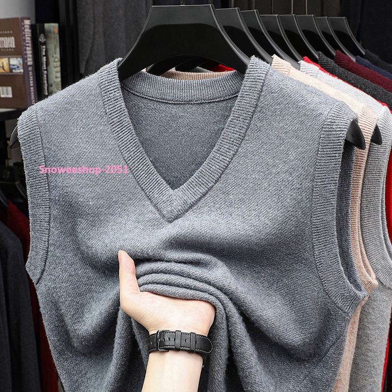 หนาวนี้…ต้องมี เสื้อกั๊กไหมพรม ใส่แล้วดูอบอุ่นทั้งกายและหัวใจ มีตั้งแต่ไซส์ M-4XL สีเยอะถึง 8 สี เลือกได้ตามสไตล์ ใส่เที่ยวเมืองหนาวก็รอด ใส่ถ่ายรูปก็ดูแพง