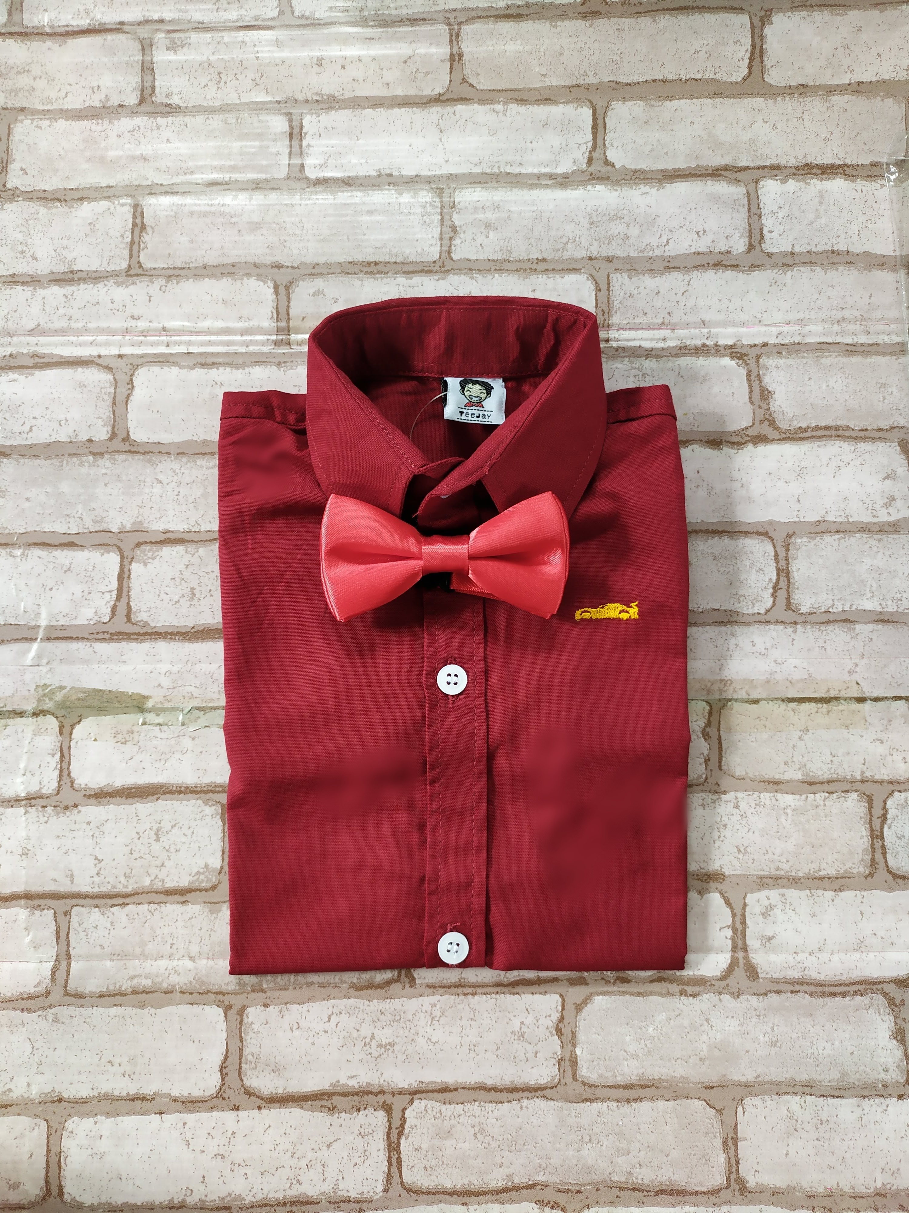 B+B36031 เสื้อเชิ้ตเด็ก แขนยาวสีแดงไวน์ พร้อมโบว์สีแดง