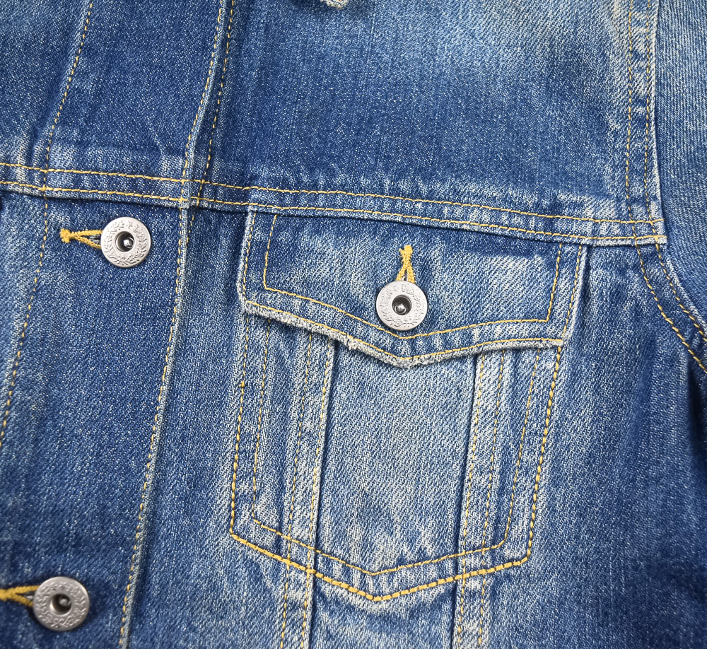 GUแท้ รอบอก 40 เสื้อแจ็คเก็ตยีนส์ ผู้หญิง จียู สียีนส์ เสื้อแขนยาว เนื้อผ้าดี