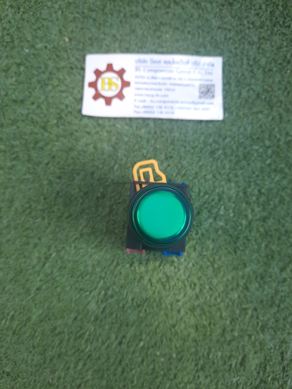 IDEC : ILL.PB.22mm. YW1L-M2E11QM3G 1NO/1NC 220VAC เขียว