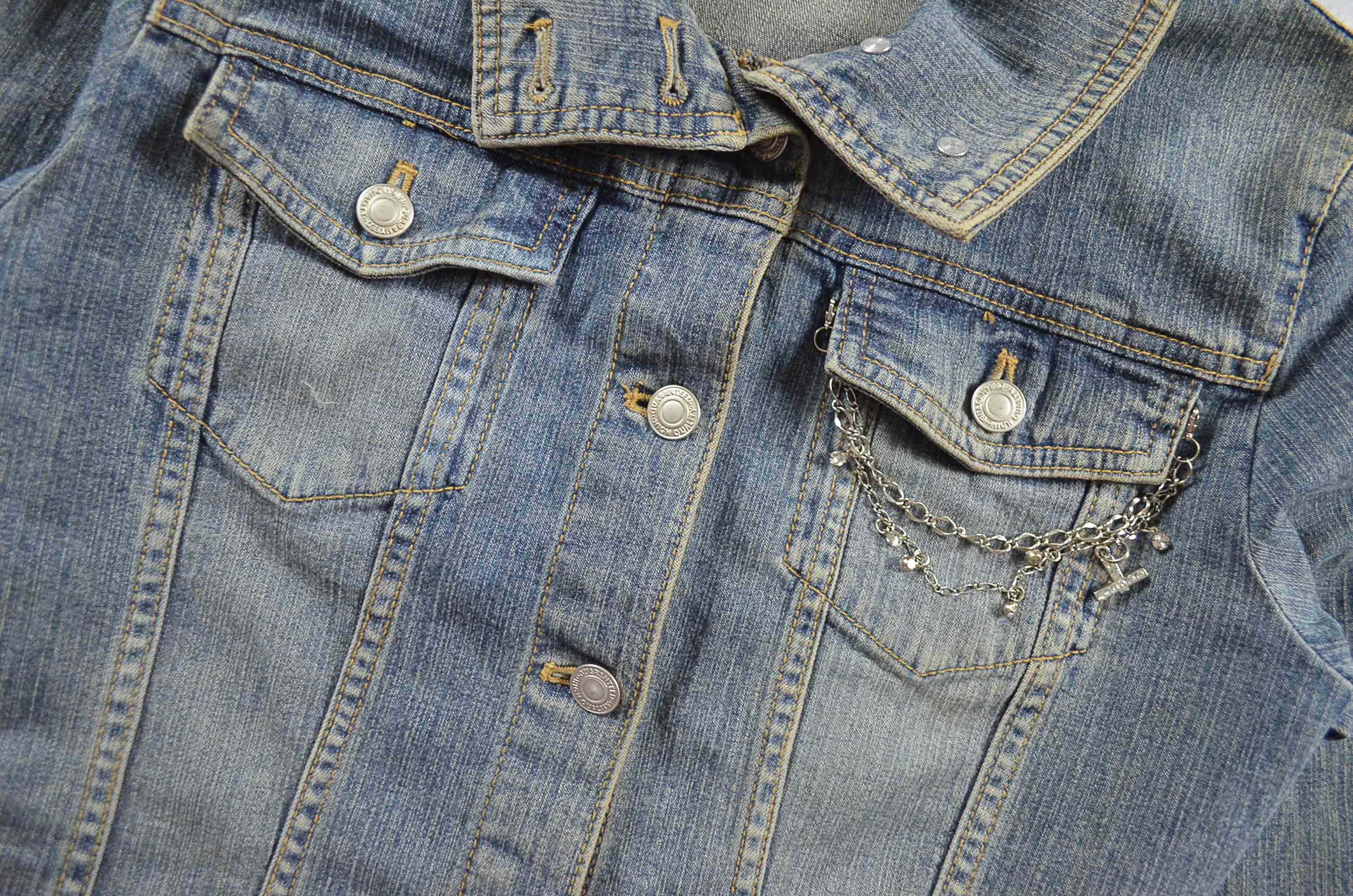 C.D.S BASIC อกจริง35' (S) เสื้อแจ็คเก็ตยีนส์ เสื้อยีนส์แขนยาวหญิงชาย ผ้ายีนส์ยืด เนื้อผ้านุ่มใส่สบายไม่แข็ง