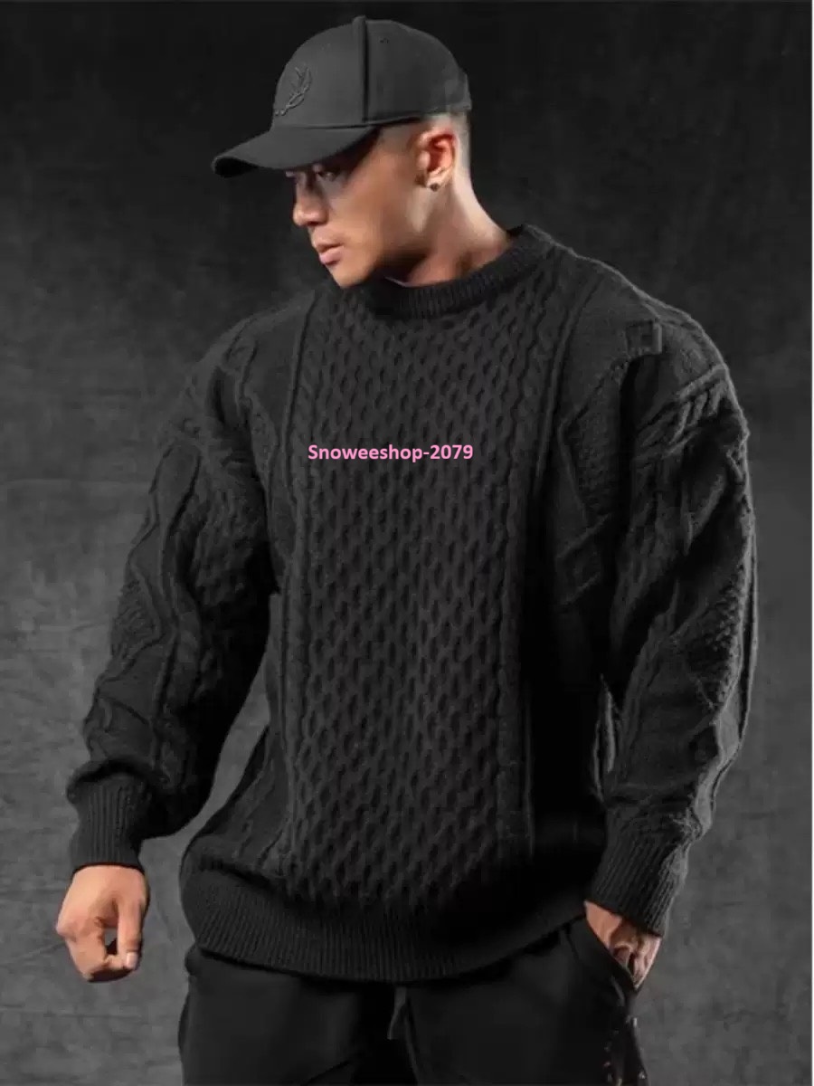 สเวตเตอร์ไหมพรมทอหนา สุดเท่สำหรับหนุ่มไซส์ใหญ่ XL–8XL ไซส์ใหญ่ถึง 59 นิ้ว ใส่แล้วดูเพรียว ไม่อ้วน ไม่แน่น ผ้านุ่ม หนา อุ่นกำลังดี ใส่เที่ยวต่างประเทศ ใส่ลุคเท่ในเมือง เรียบหรู ดูแพงแบบผู้ชายมินิมอล สีดำคลาสสิก แมตช์ง่าย ใส่ได้ทุกวัน