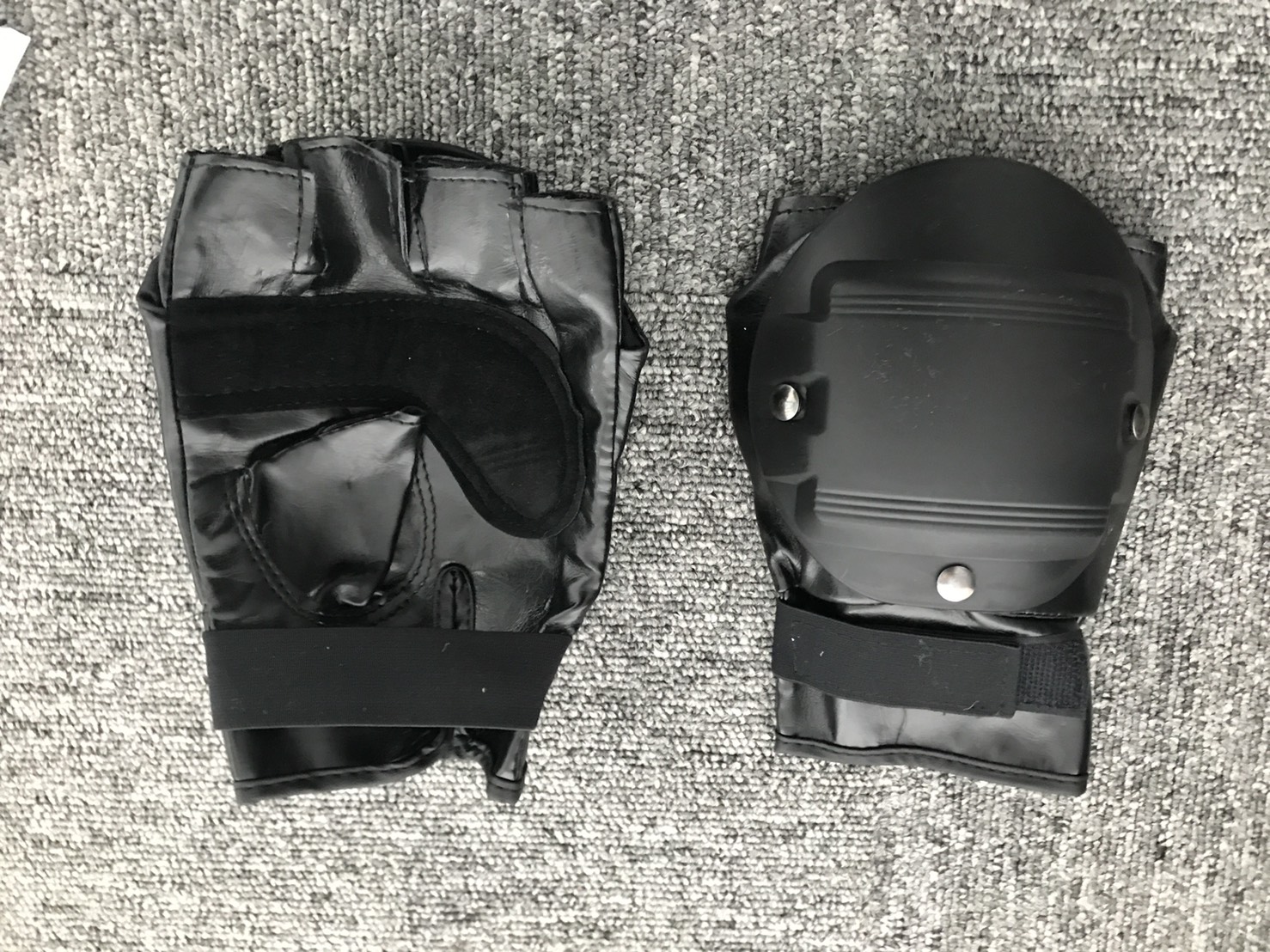 สนับมือ Anti Riot Suit ชุดปราบจราจล ชุดป้องกับบุคคล ชุดนิรภัย ชุดควบคุมฝูงชน