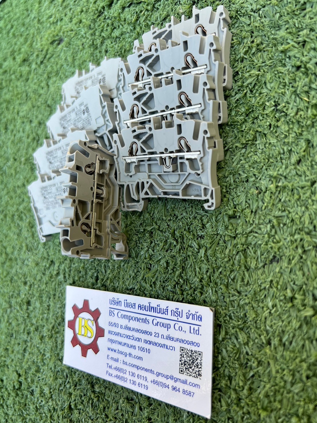 WAGO : 2-conductor through terminal block; 2.5 mm²