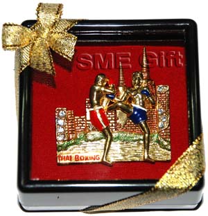 มวยไทย พร้อมกล่องคาดโบว์สีทอง 00301 ชิ้น