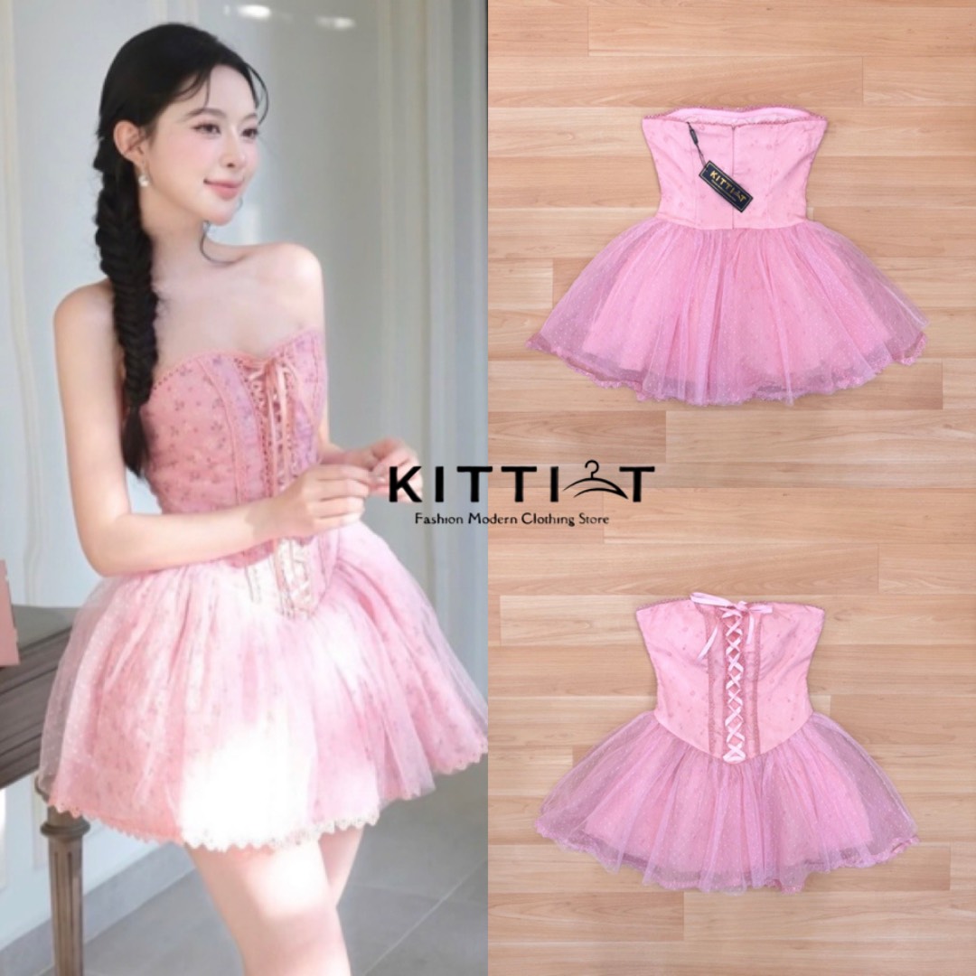 Dress เกาะอก สีสันสดใส โลกกลายเป็นสีชมพูมาก สำหรับชุดนี้ด้วยผ้าชีฟองบางเบา เนื้อดี มีซับทั้งตัว ช่วงบนตกแต่งด้วยสายริบบิ้น มีฟองน้ำเสริมหน้าอก ช่วงล่างกระโปรงพอง ด้วย ผ้ามุ้งด้านใน มีซับกระโปรง ชุดนี้งานสวย ใส่ออกมาน่ารักมาก💯