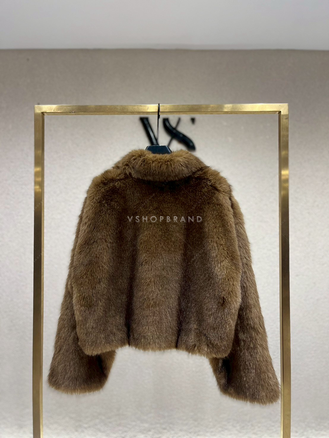 เสื้อคลุมขนเฟอร์ซิปหน้า