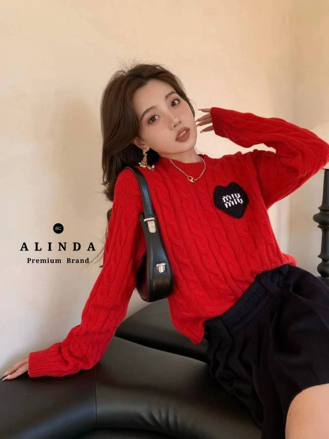 Tag : ❥MMIU Code : #MMUI01 Detail : เสื้อไหมพรมแขนยาวน้องมิวๆ สุดฮอตสุดฮิตมาใหม่คร่าา ตัวเสื้อเป็นเสื้อไหมพรมแขนยาว เกรดพรีเมี่ยม ใส่แล้วไม่คัน ตัวเสื้อมีความหนากำลังดี เนื้อผ้านิ่มมากค่ะ ตรงอกซ้ายเป็นรูปหัวใจพร้อมโลโก้น่ารักๆ