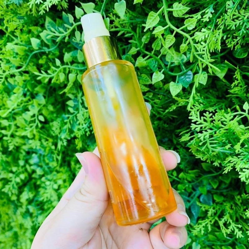 น้ำมันนวดสมุนไพร บูรพา อโรม่า ออยล์ 50 ml BURAPHA MASSAGE OIL 50ml