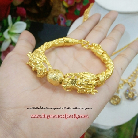 กำไลมังกรคู่ชุบทองแท้ 5ไมแบบลายเกลียว สลักลวดลายสวยงาม หนัก3บาท