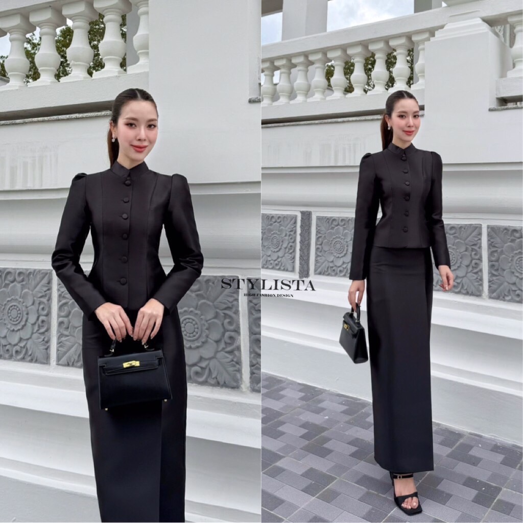 ชุดไทยจิตรลดา แขนยาว คอจีน ทรงเข้ารูป ปลายชายเสื้อทรงโค้งเพิ่มความเฟมินีน