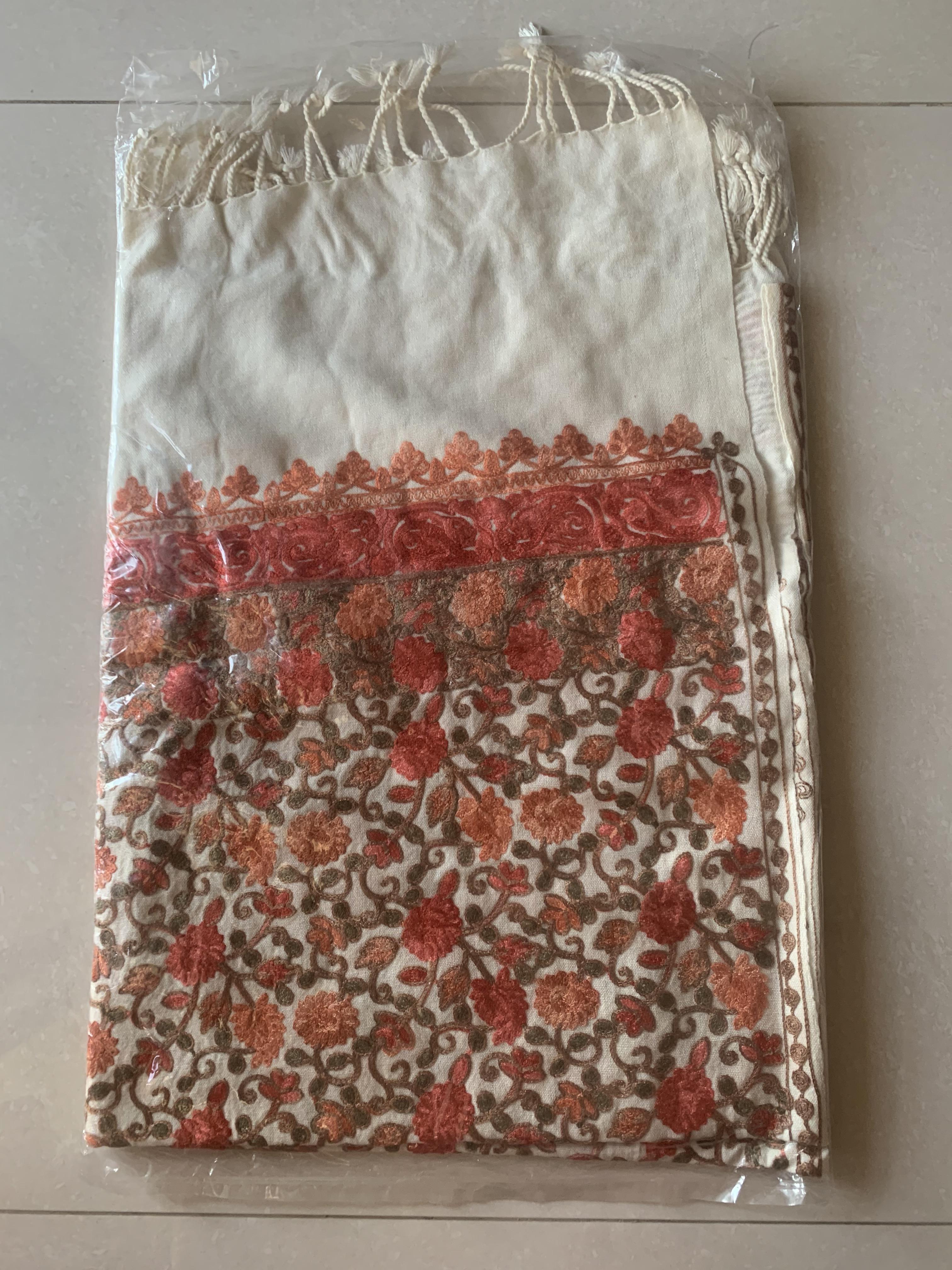 ผ้าแคชเมียร์ Kashmir ปักด้วยมือ