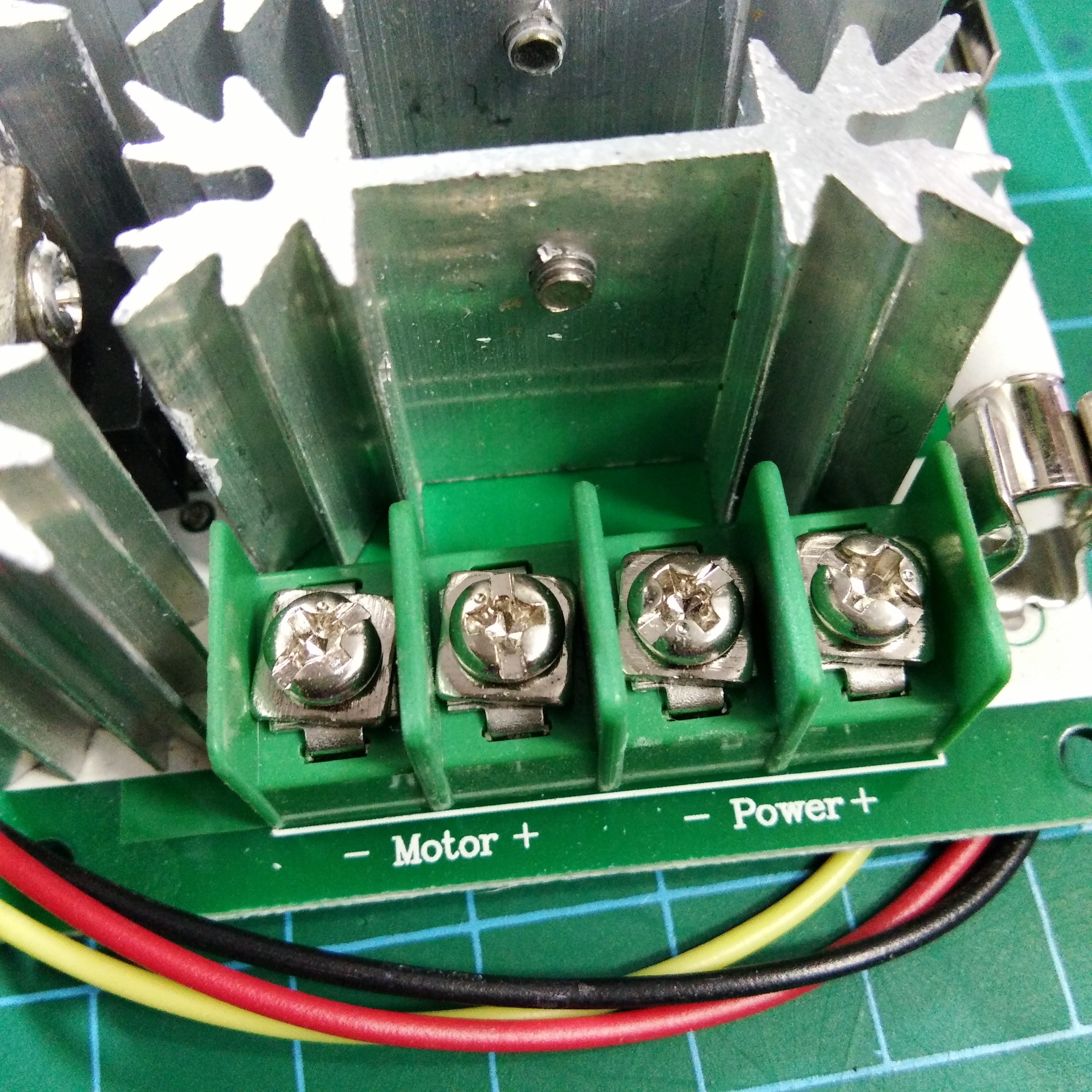 DC ควบคุมมอเตอร์ stepless ความเร็วควบคุม 6V-90V Universal PWM DC มอเตอร์ความเร็วควบคุม PLC 15A