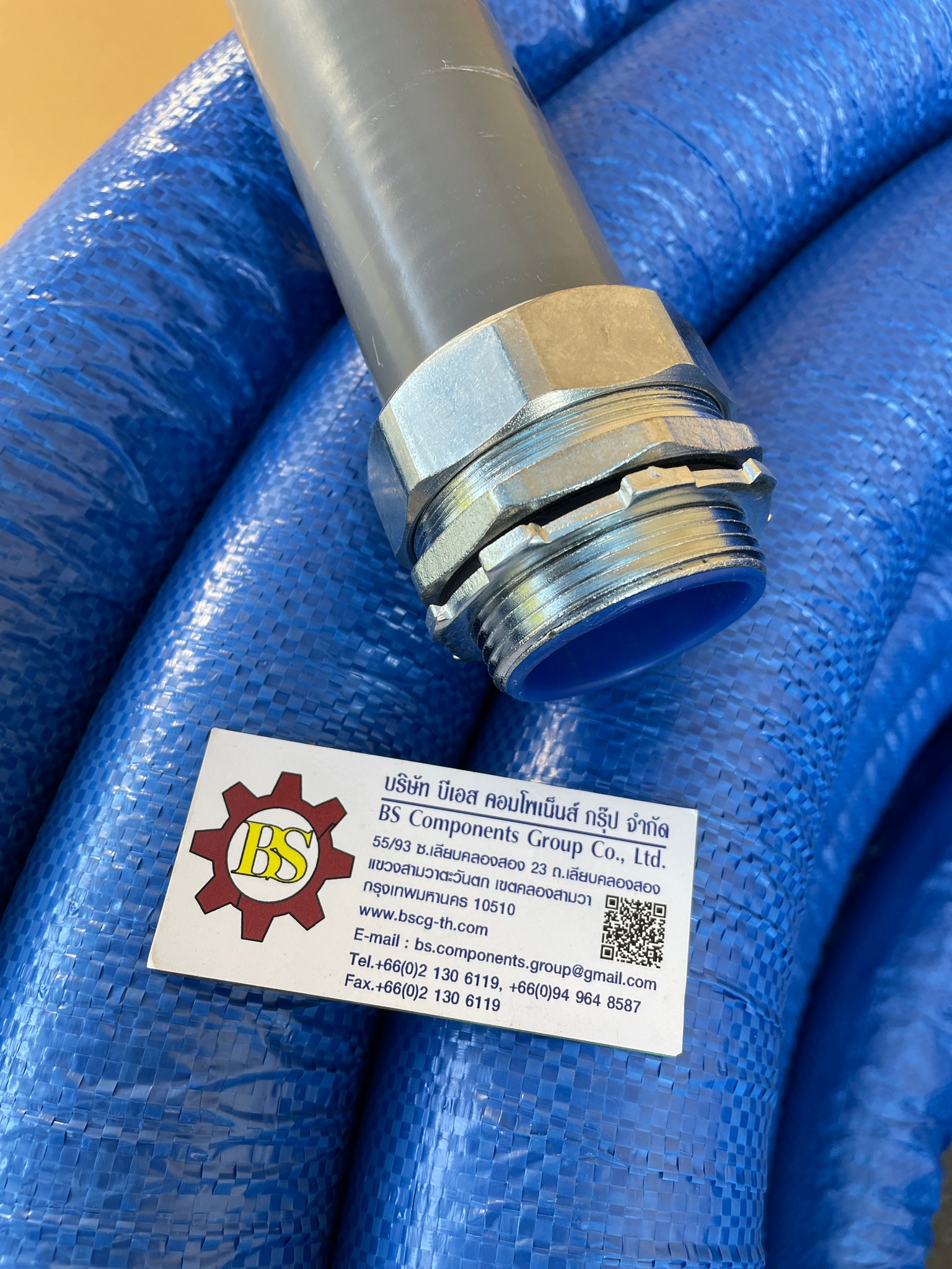 ARROW : คอนเนคเตอร์ท่ออ่อนกันน้ำผิวเรียบ ตรง EF 3/4"