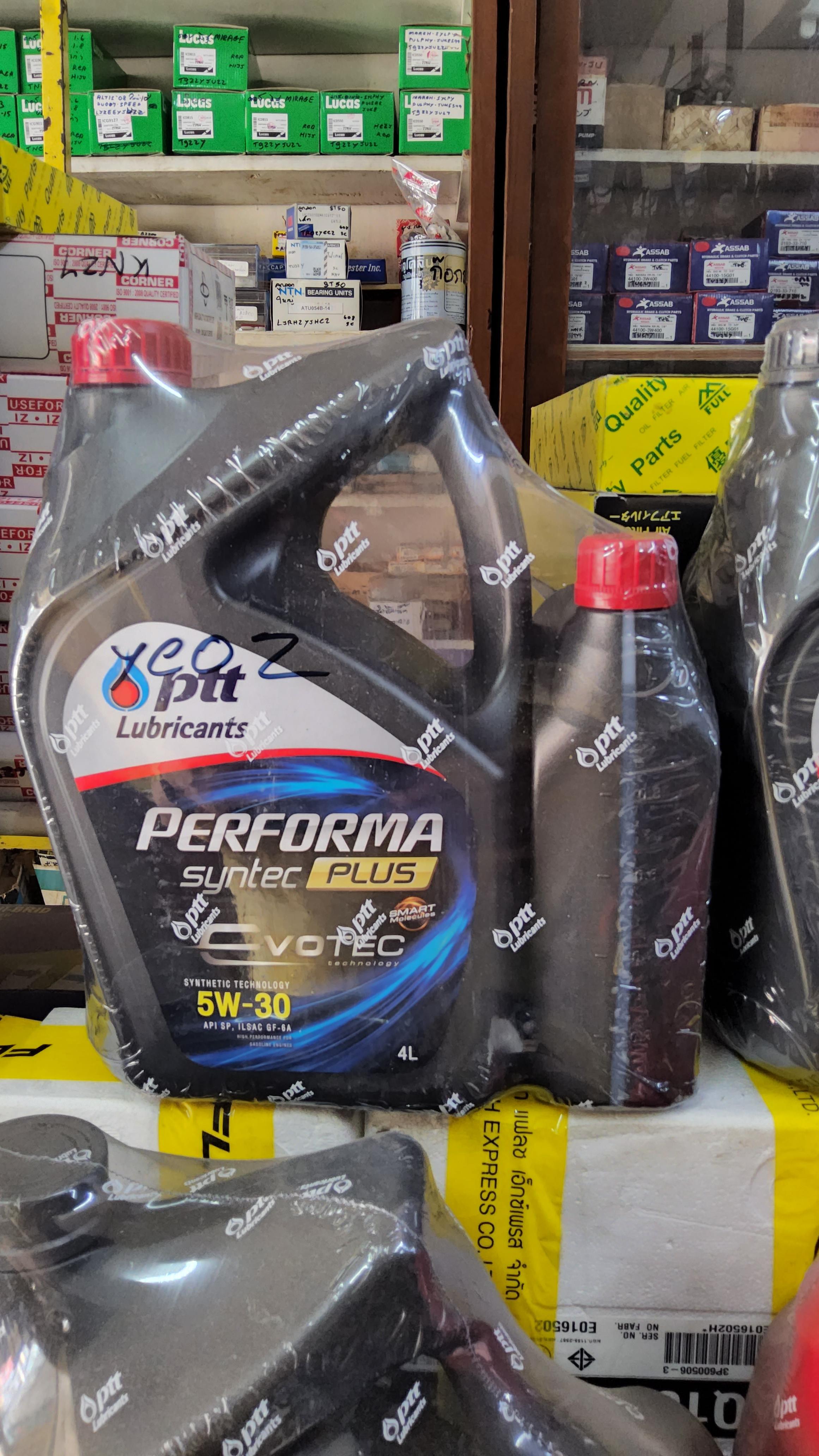 น้ำมันเครื่องเบนซิน PTT Performa 5w-30 กึ่งสังเคราะห์ ขนาด 4 +1 = 5 ลิตร