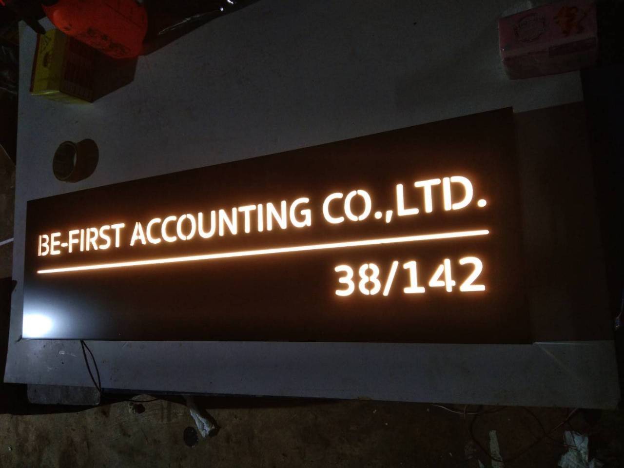 #ป้ายซิงค์ฉะลุไฟออกหน้า