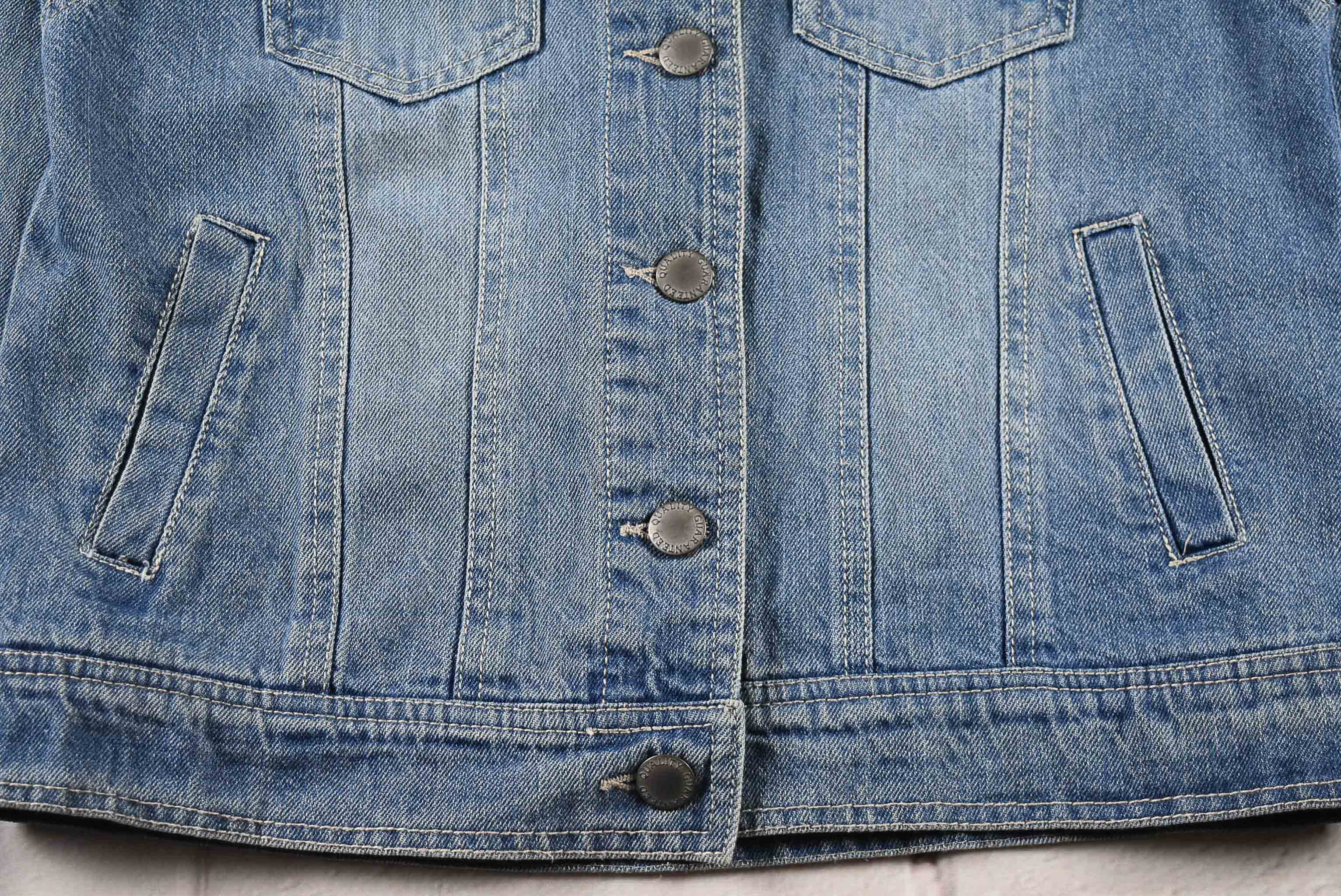 THE SHOP TK อกจริง 35 ไซส์ S เสื้อแจ็คเก็ตยีนส์ แขนยาว ผู้หญิง สีฟอก ทรงสวย เนื้อผ้านุ่มใส่สบาย คลุมกันแดด