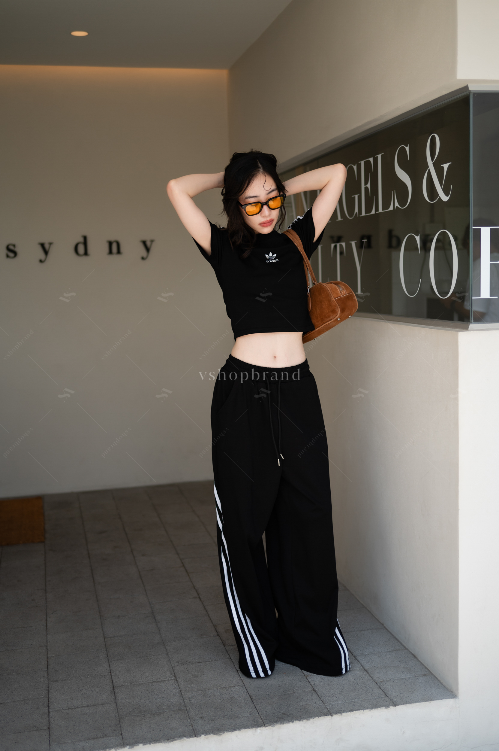 Set ครอปแขนสั้นแขนแถบปัก adidas+กางเกงขายาว