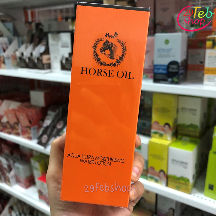 Moods Horse Oil Moisturizing Water Lotion 120ml น้ำโลชั่นบำรุงผิวหน้า มูดส์