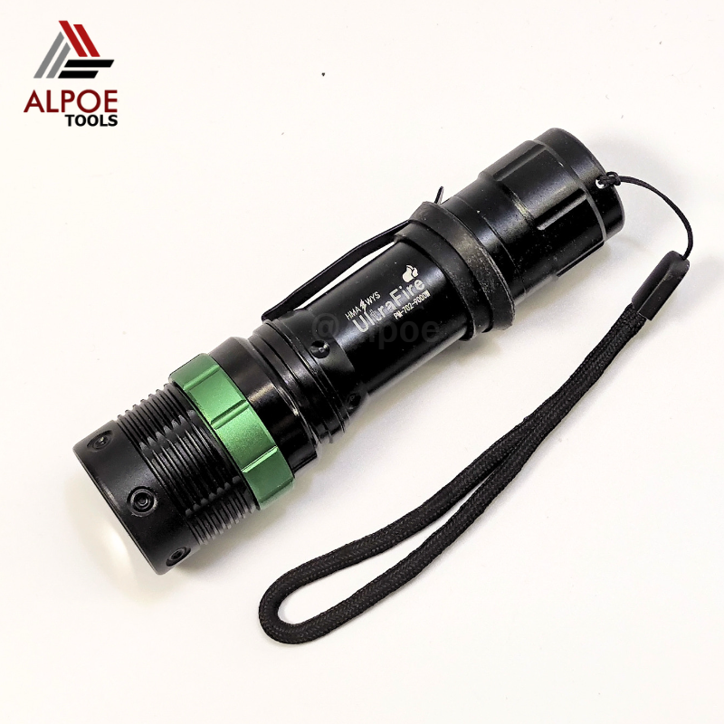 ไฟฉายแรงสูง หลอด T6 มีกระบองไฟ พร้อมอุปกรณ์ชาร์จ รุ่น XB-702