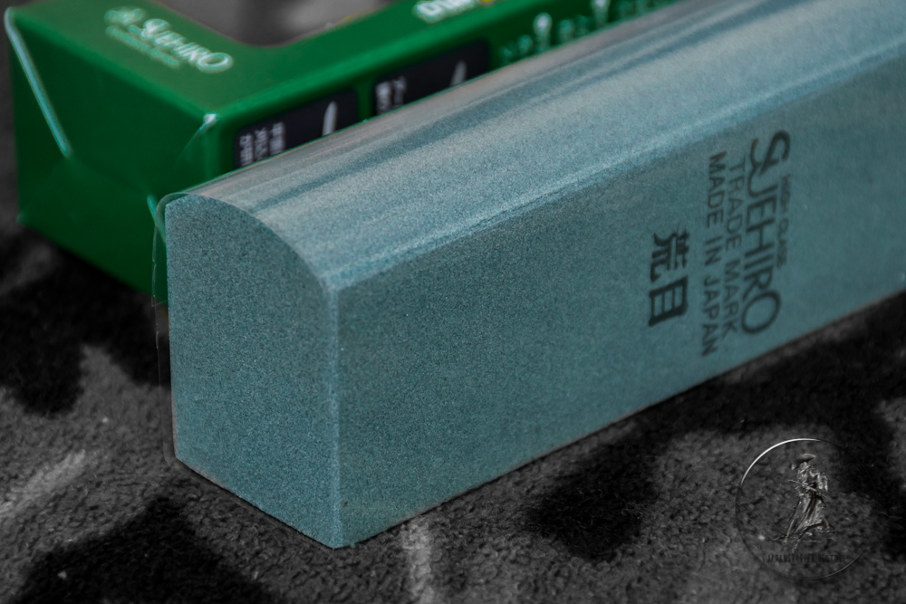 Suehiro rounded GK-23 #180 grit (หินหน้าโค้ง)