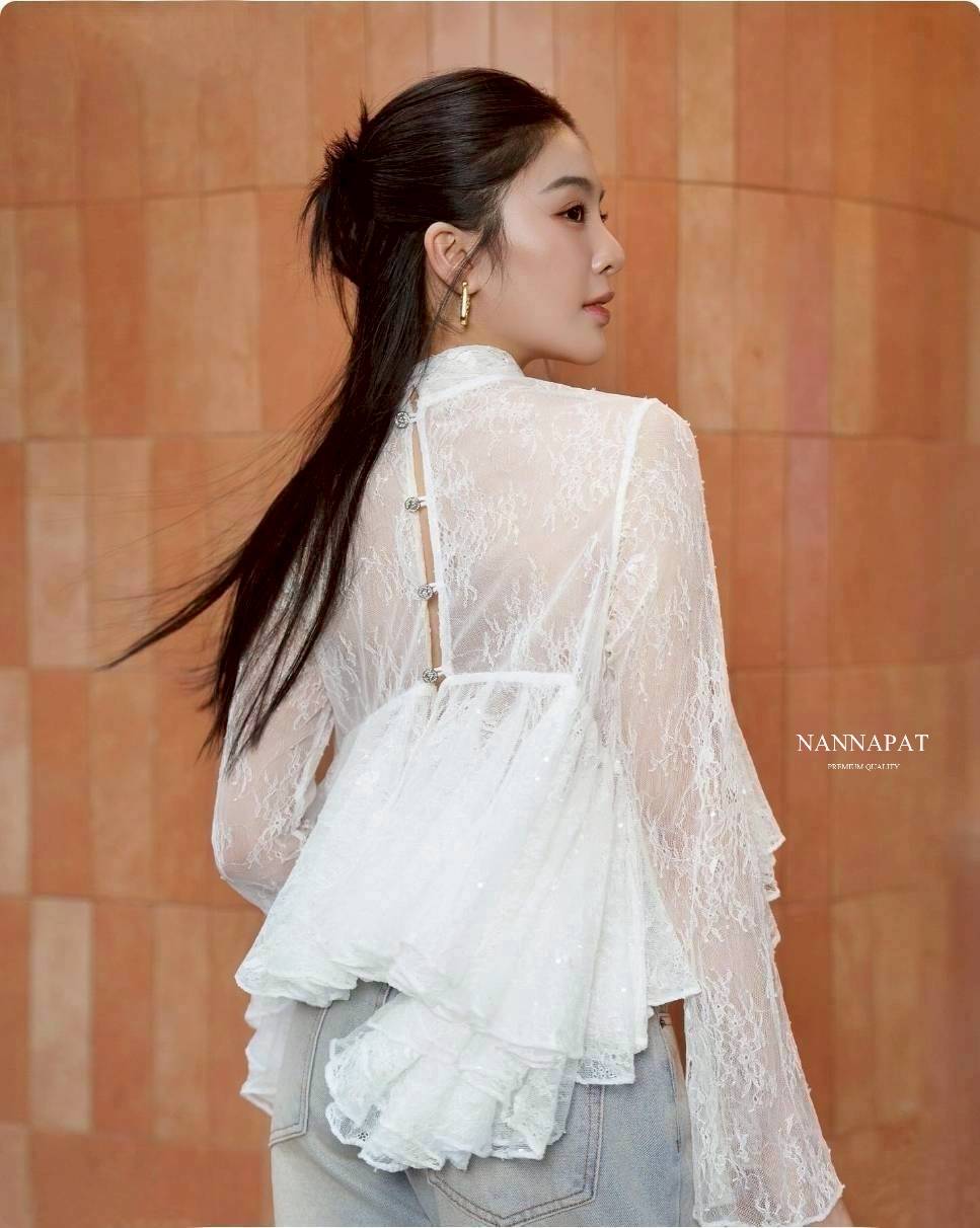 set เสื้องานผ้าลูกไม้นุ่มๆ +กางเกงยีนส์แท้ฟอกซีด ทรงสวยเอวสับ