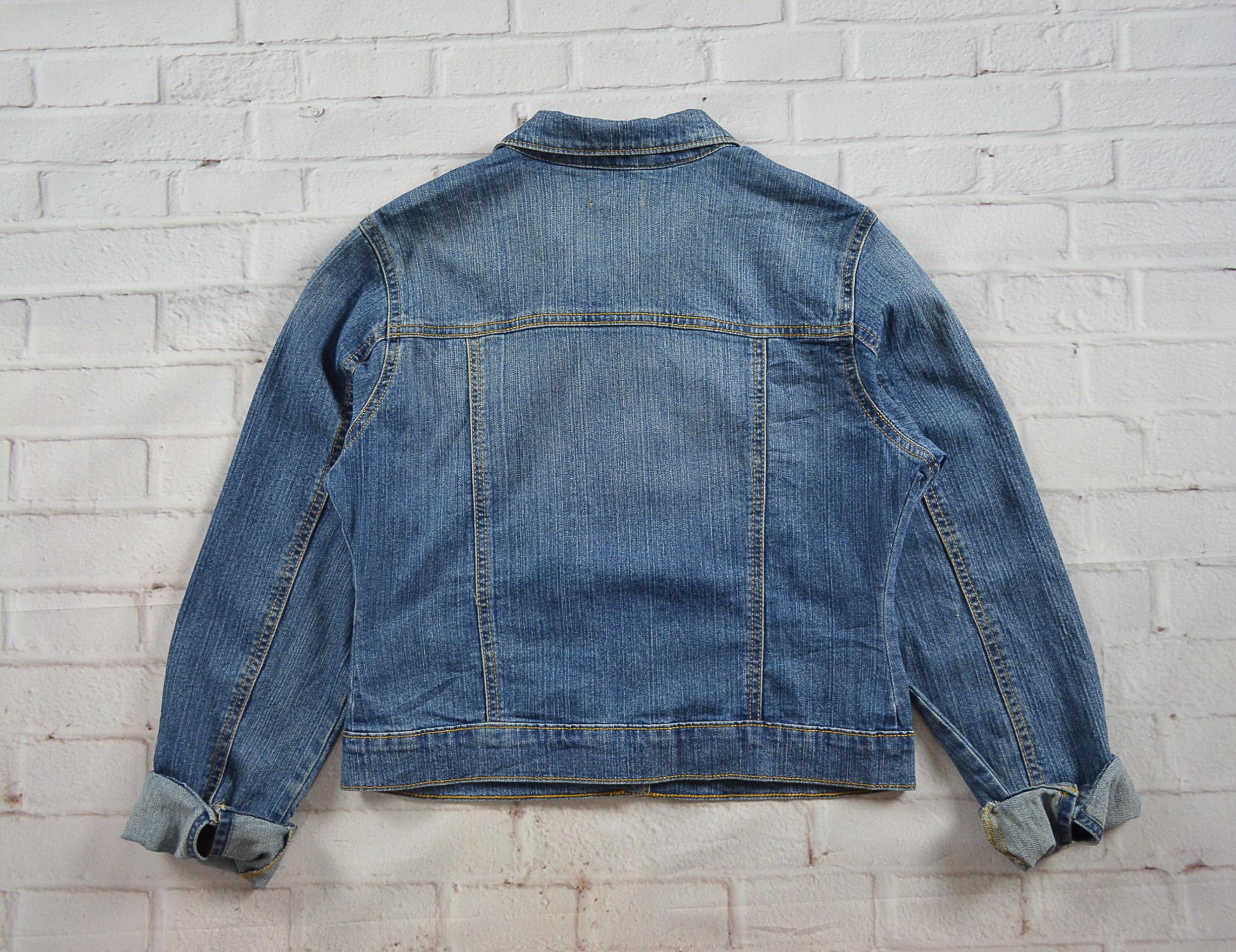 OLD NAVY อกจริง37' (M) เสื้อแจ็คเก็ตยีนส์ เสื้อยีนส์แขนยาวหญิงชาย เนื้อผ้านุ่มใส่สบาย มีเป๋าข้างเป๋าใน