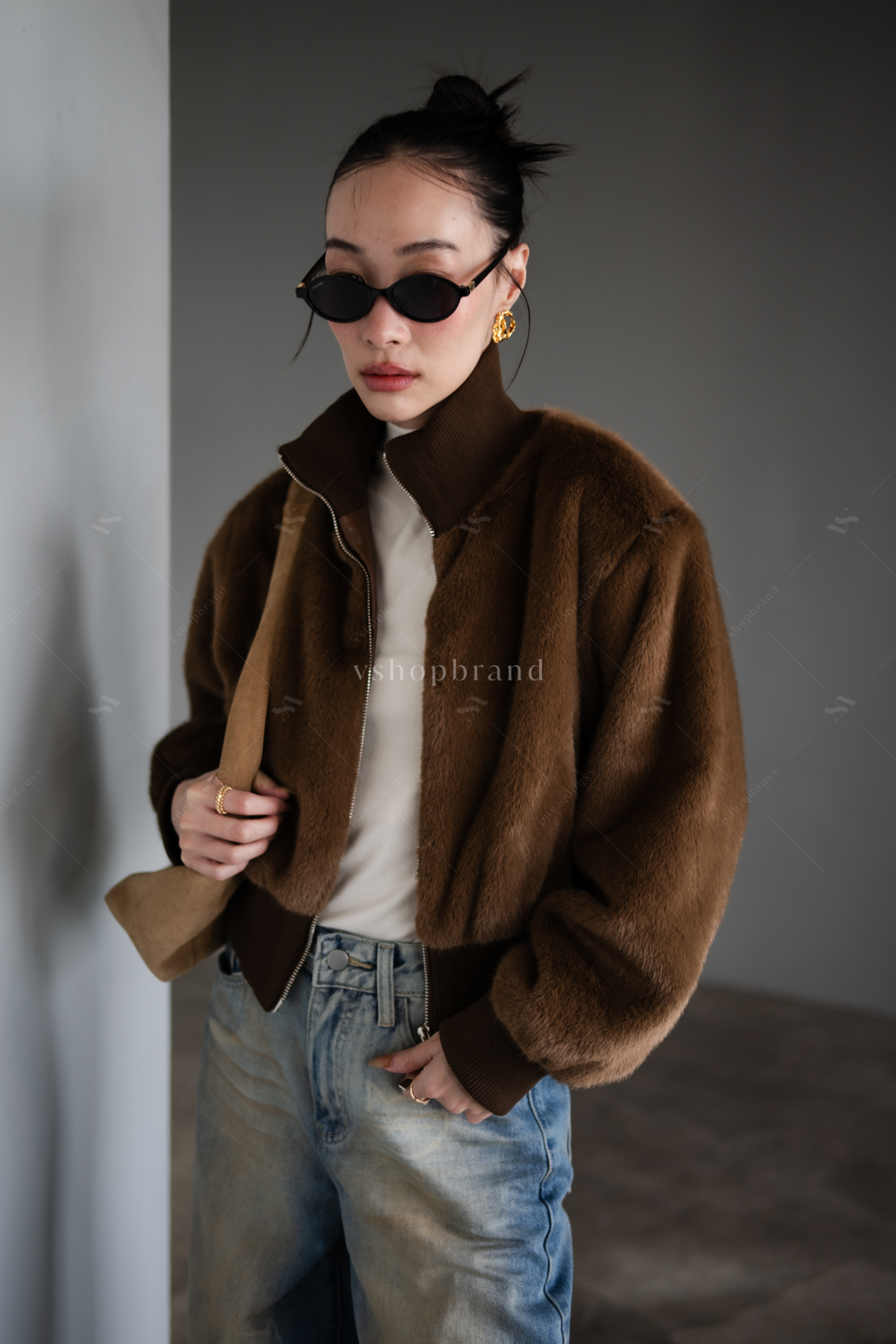 เสื้อคลุมขนเฟอร์ซิปหน้า