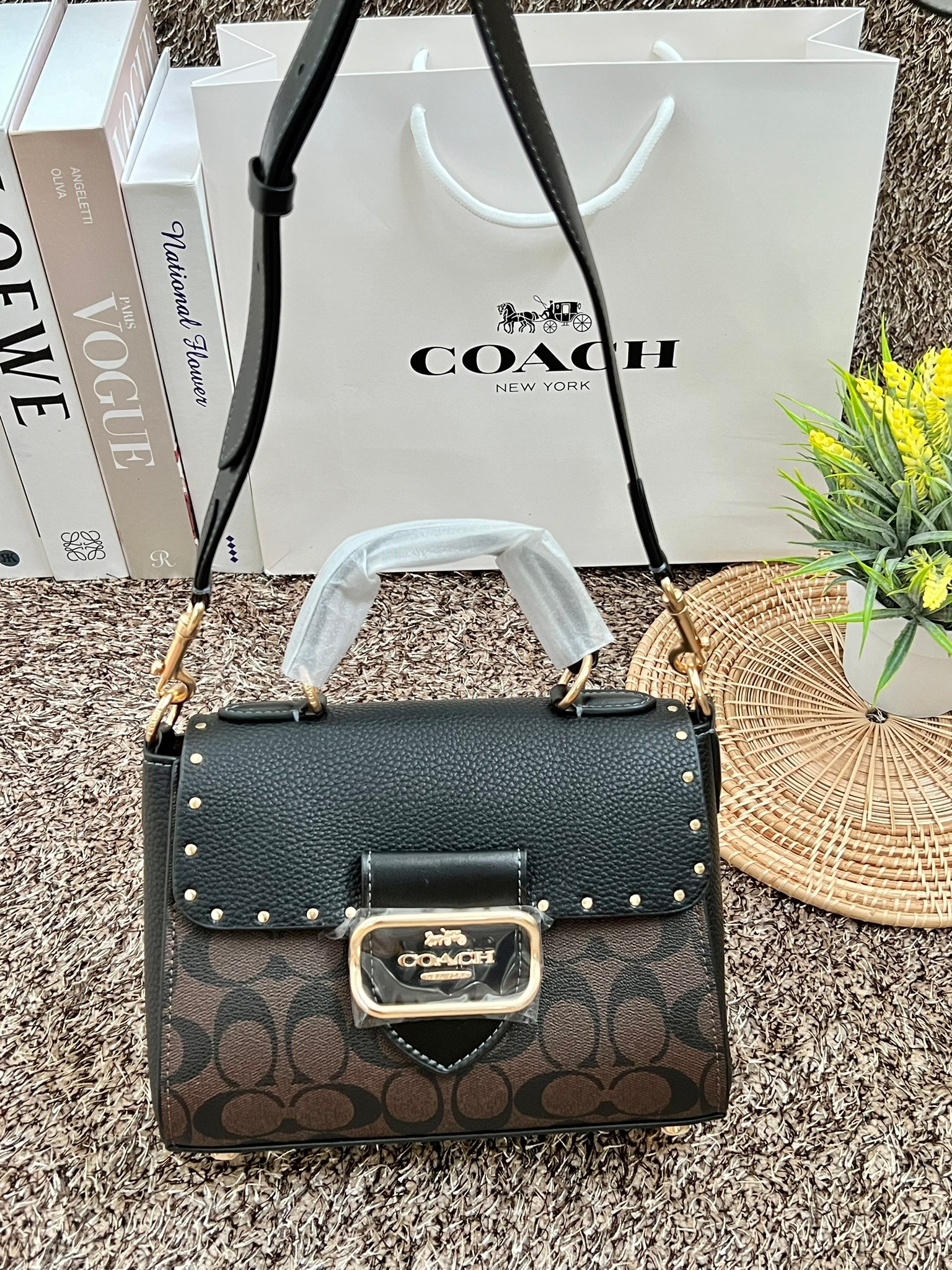 กระเป๋าสะพายไฮโซเรียบหรูดูแพงแบรนด์เนมโค้ชขนาด 8.5 นิ้ว หนังแท้ Coach Morgan Top Handle Satchel ((CE569//CF321//CF322))