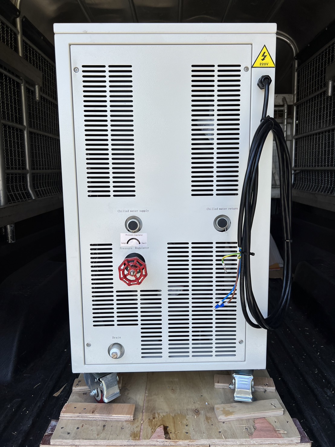 SZAGS : AIR COOLED INDUSTRIAL CHILLER No. AC-1