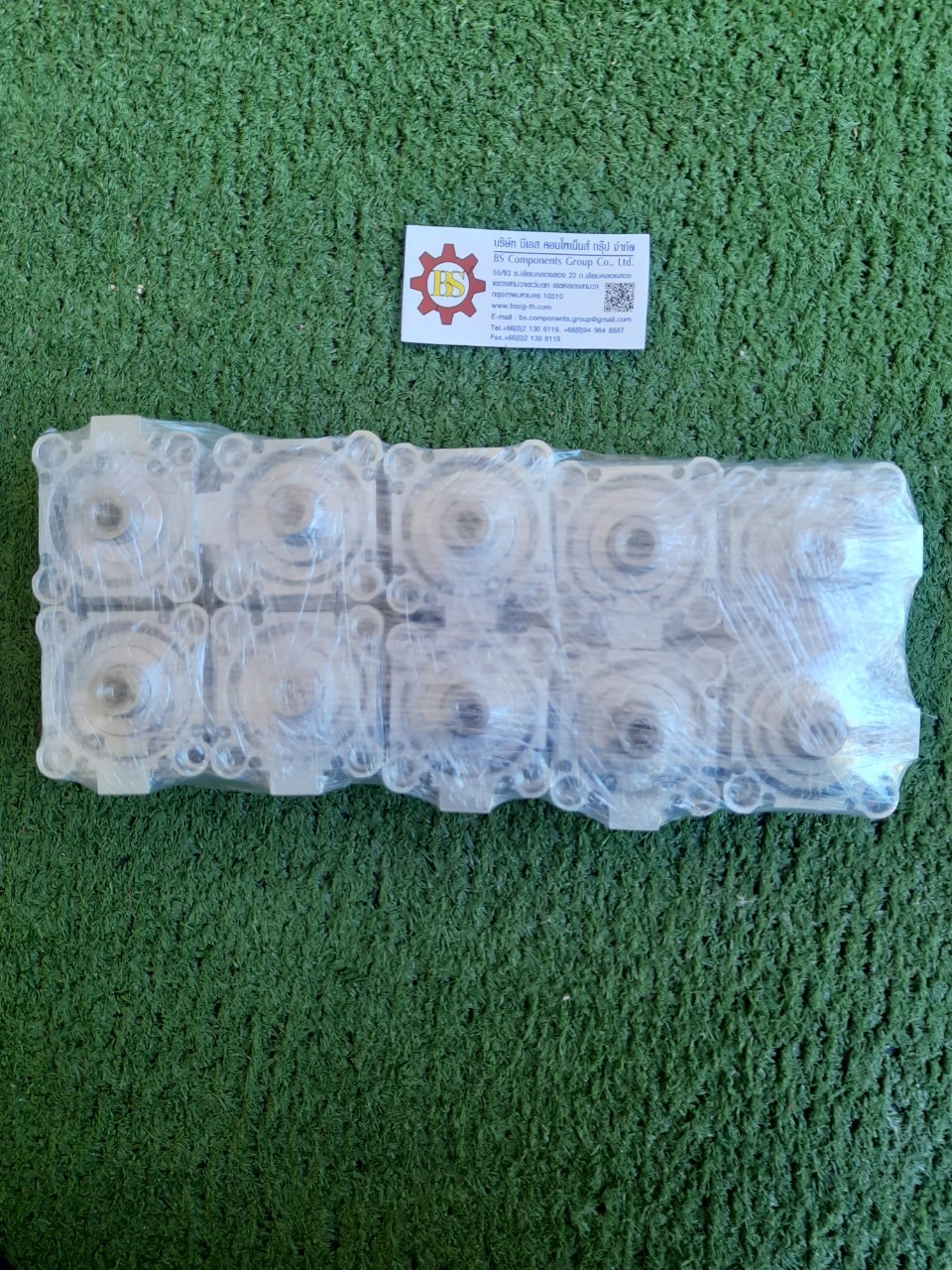 PNEUMAX : Compact cylinder 1501.40.20.1