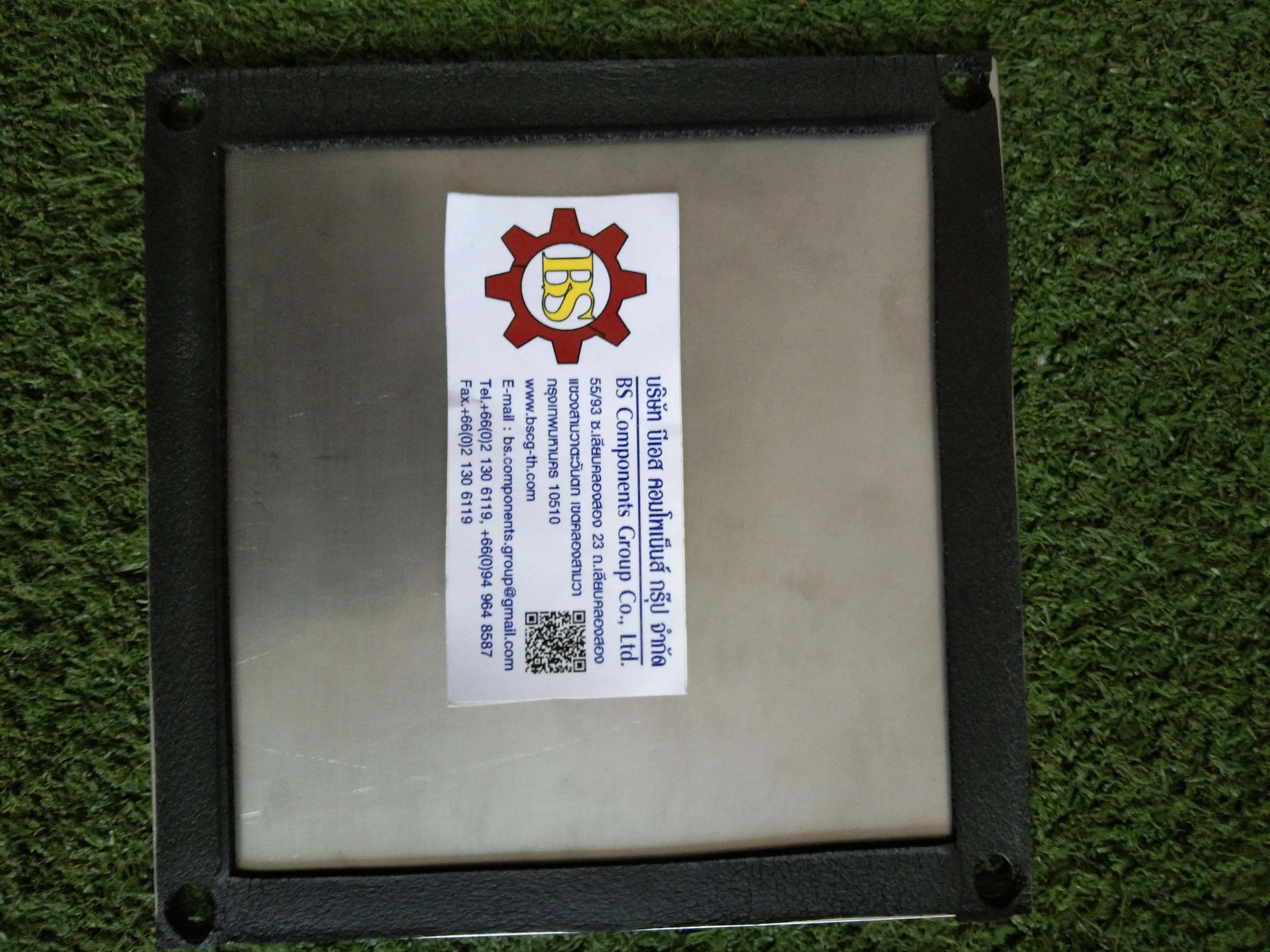 กล่องสแตนเลสด้านบนสโลป ขนาด W150xH150xD150mm.