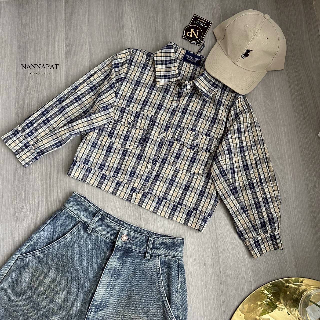 TAG :: NANNAPAT (NP) SET เสื้อแขนศอกอย่างเท่ ผ้าลายสก็อต+กางเกงยีนส์แท้ทรู ฟอกสวยมาก+หมวกมาให้ด้วย