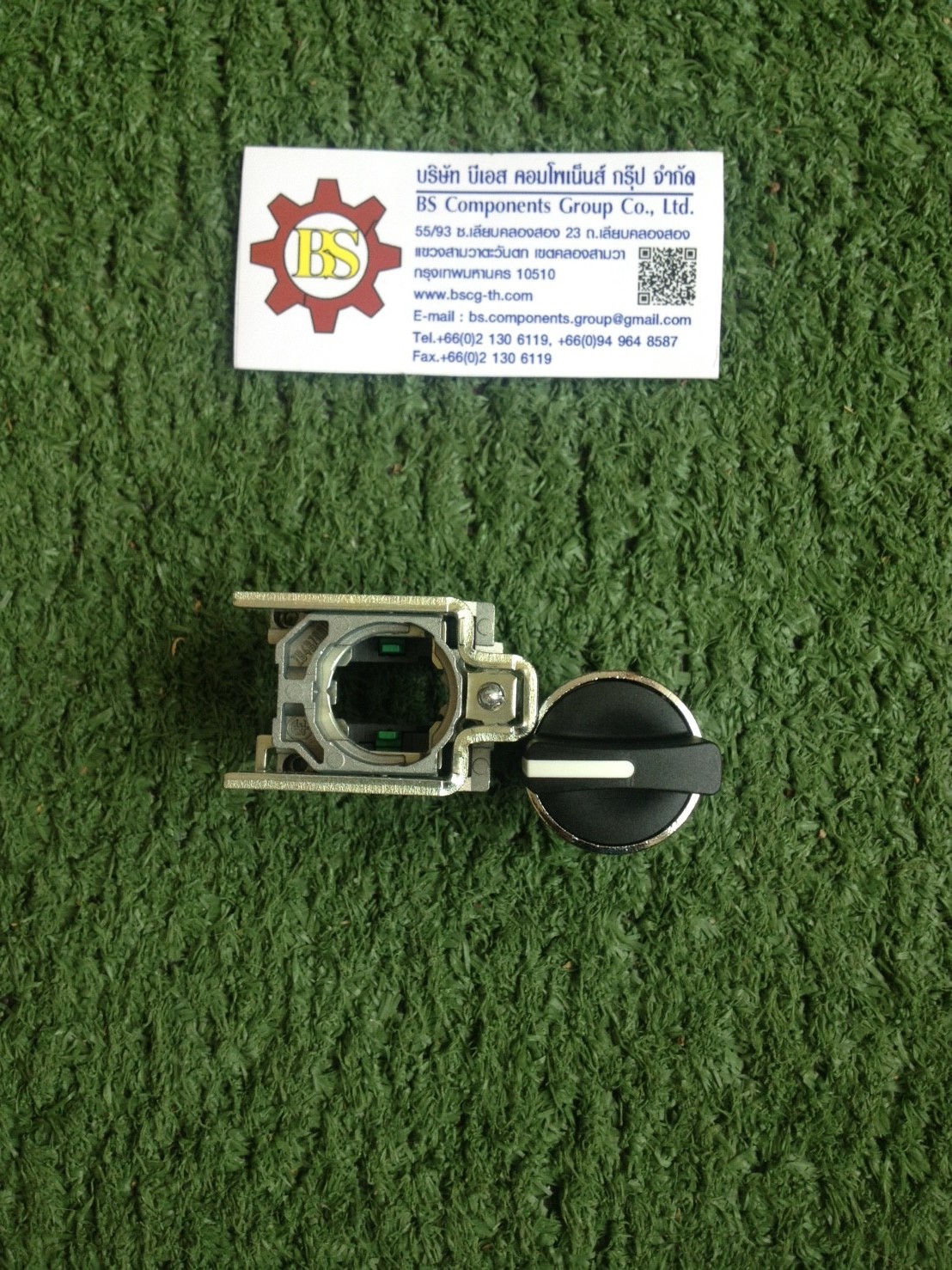 Schneider : Selector XB4BD33 3จังหวะ 1NO+1NO ก้านสั้น