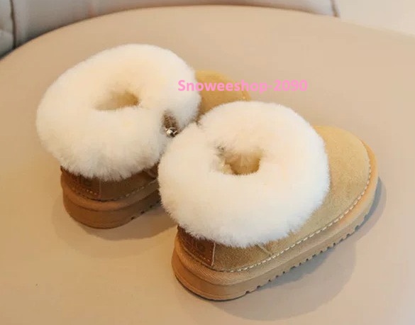 บู๊ตบุขน อุ่น นิ่ม เดินไม่ลื่น ไซส์ 15-25 สำหรับอายุประมาณ 1-3 ขวบ มีให้เลือก 3 สีละมุน น่ารักทุกสีเลย รองเท้าบู๊ตกันหนาวสำหรับเด็กเล็ก บุขนฟูทั้งตัว นุ่ม อบอุ่น ไม่บาดผิว สวมง่ายด้วยซิปข้าง แม่ไม่ต้องเหนื่อยใส่ให้นานเลยบู๊ตบุขน อุ่น นิ่ม เดินไม่ลื่น ไซส์