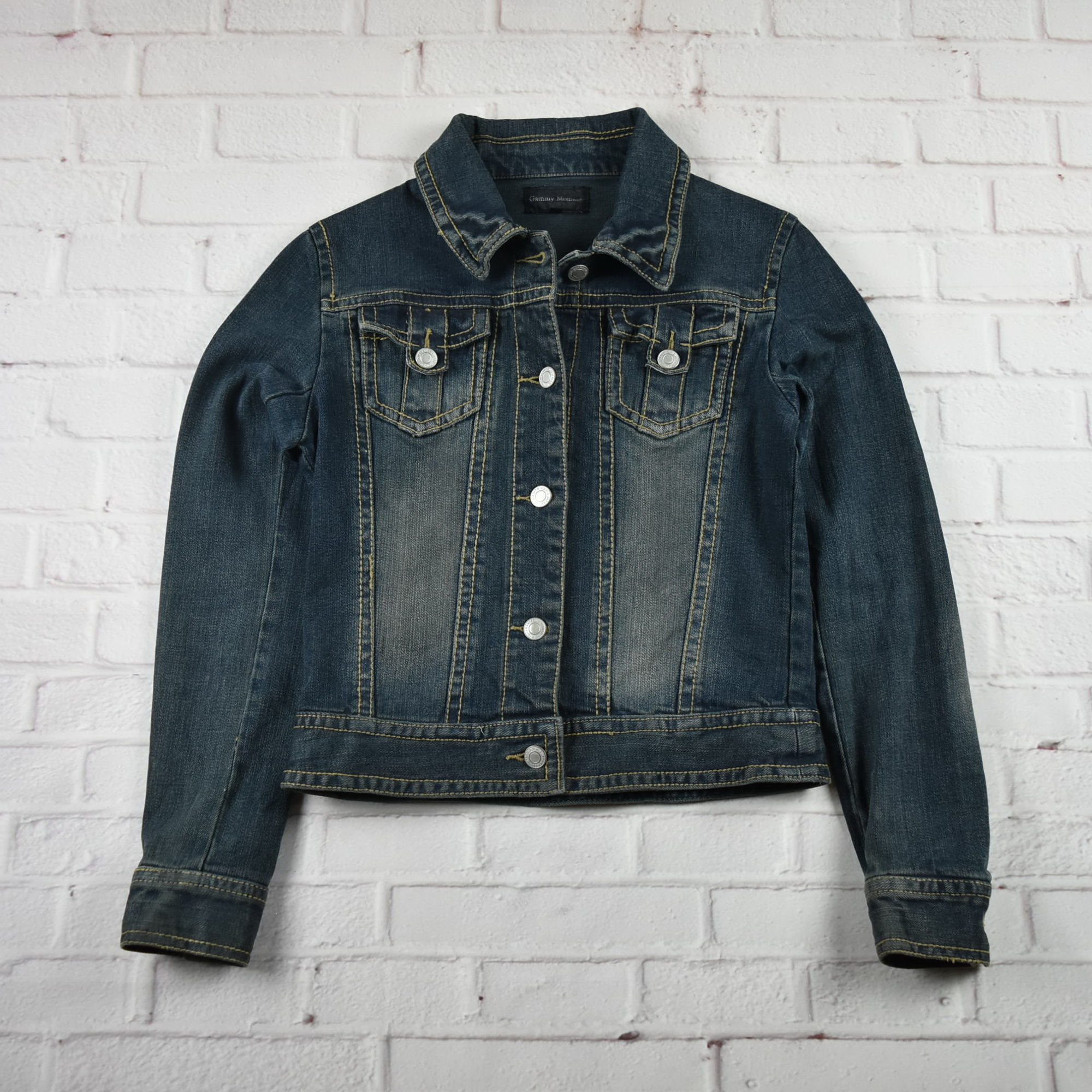 Gemmy Moment อกจริง 33 ไซส์ XS เสื้อแจ็คเก็ตยีนส์ แขนยาว ผู้หญิง สีเข้ม ทรงสวยใส่สบาย ใส่คลุมกันแดด