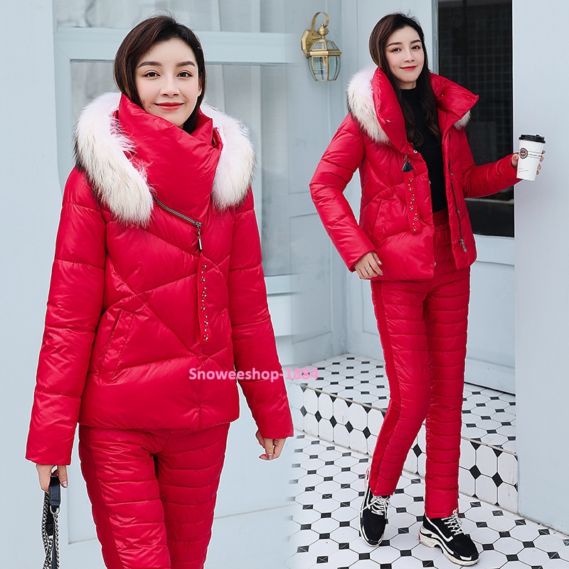 Ski & Snow Board ชุดสกีสำหรับผู้หญิง เสื้อและกางเกง ชุดสกีผู้หญิง ผ้ากันน้ำ กันลม กันหิมะ แต่งปกคอสูงสไตล์แบบใหม่มีหมวกฮู้ด ใส่อุณหภูมิติดลบ มี 6 สี