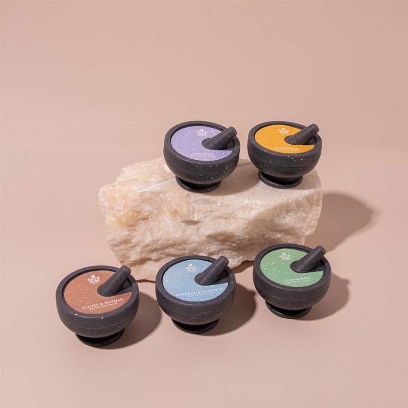 Reunrom Essential Balm น้ำมันหอมระเหย บาล์ม รื่นรมย์ ยาหม่องรื่นรมย์ 16 กรัม