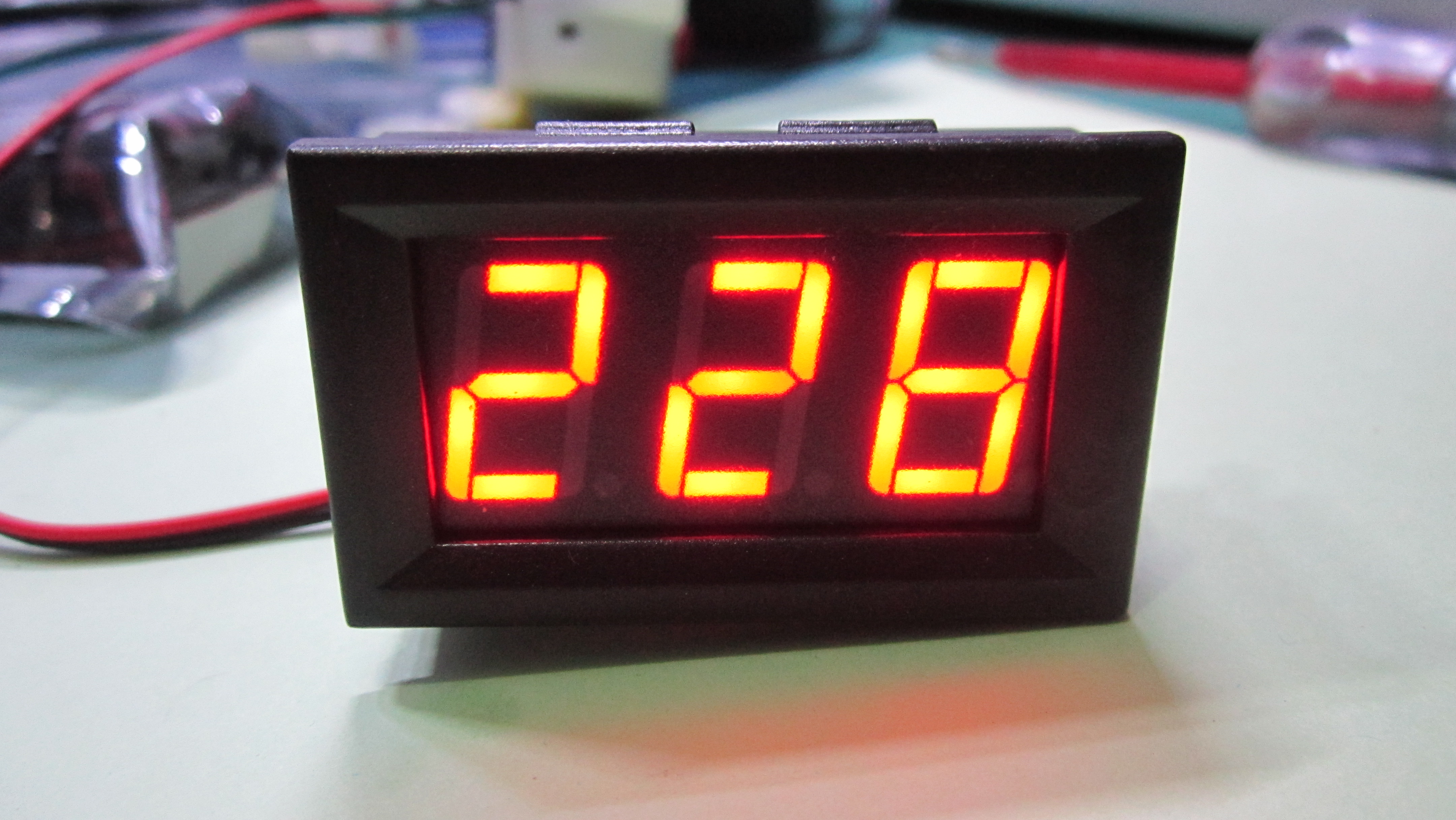 วัดโวลต์มิเตอร์ AC220VACดิจิตอลแสดงผล70V-380V-500V