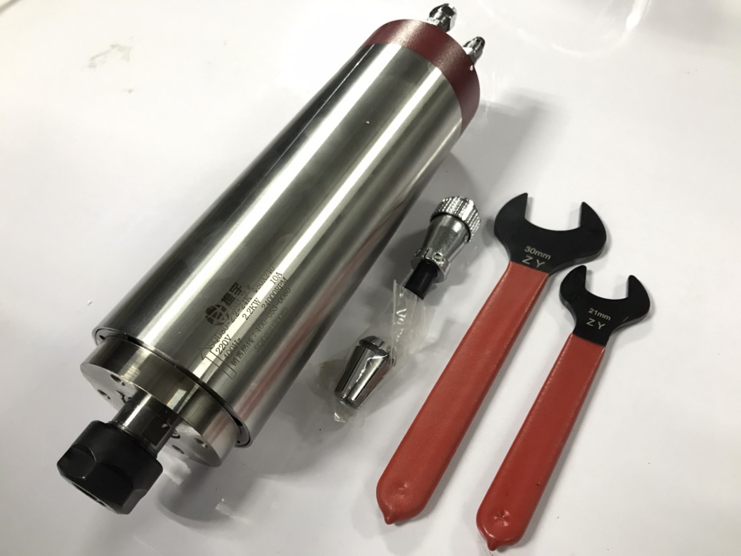 Spindle Motor Ceramic Bearing 2.2KW water cooling 24,000 RPM/ 0-400 HZ 220VAC