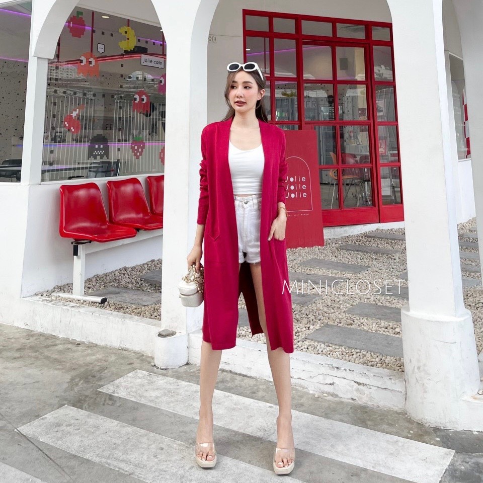 เสื้อsweater ความยาวคือดี พลางหุ่นดูเพรียว เรียบๆได้ใส่บ่อย กระเป๋าหน้าสะดวกด้วยต้องมีค่ะ