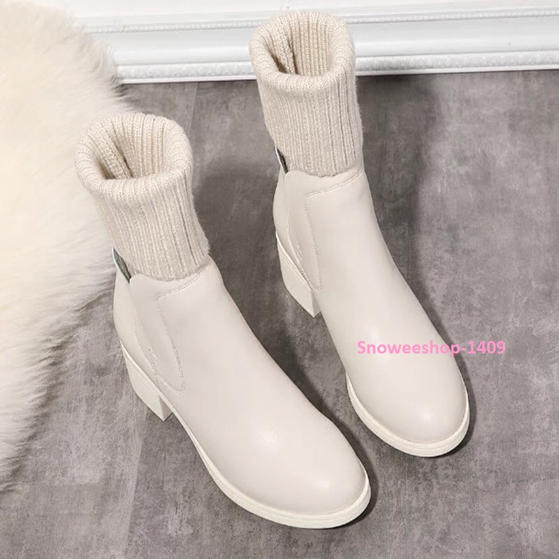 รองเท้าบู๊ทแบบสั้นสำหรับผู้หญิง รองเท้าบู๊ทกำมะหยี่ทรงมาร์ติน เกรดพรีเมี่ยมงานสวยไร้ที่ติใส่แล้วนุ่มสบาย หนังพียูอย่างดี ใส่สวยใส่อุ่นกันหนาวติดลบเอาอยู่