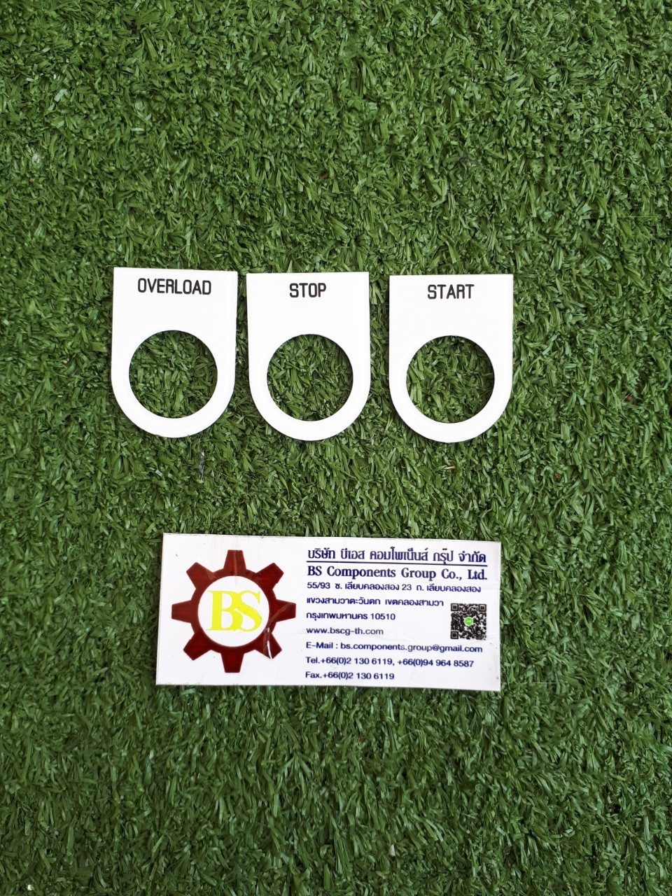 Name plate D23mm. W33xH45mm