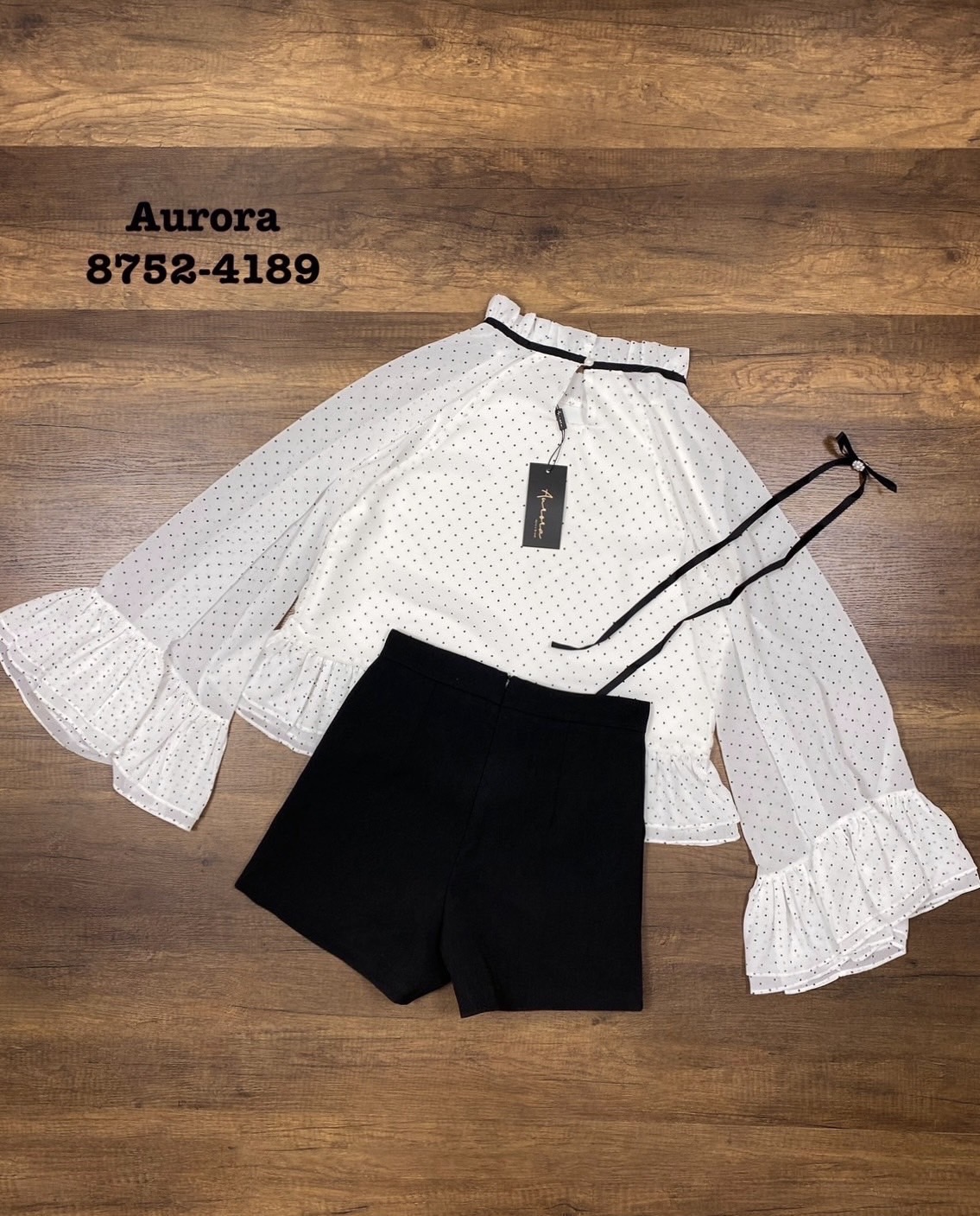 Setเสื้อลวดลายจุดสวยหวาน งานผ้าดี๊ดี ทรงOver.size ทรงปล่อยๆ ใส่สบายๆ ใส่ได้ทุกโอกาส เกร๋!!! (เสื้อทรงสวม) +++ มาพร้อมกางเกงขาสั้น ที่แมชกันได้อย่างลงตัว มีกระเป๋าใช้งานได้จริง มีซับใน มีซิปหลัง +++ มาพร้อมเข็มขัด