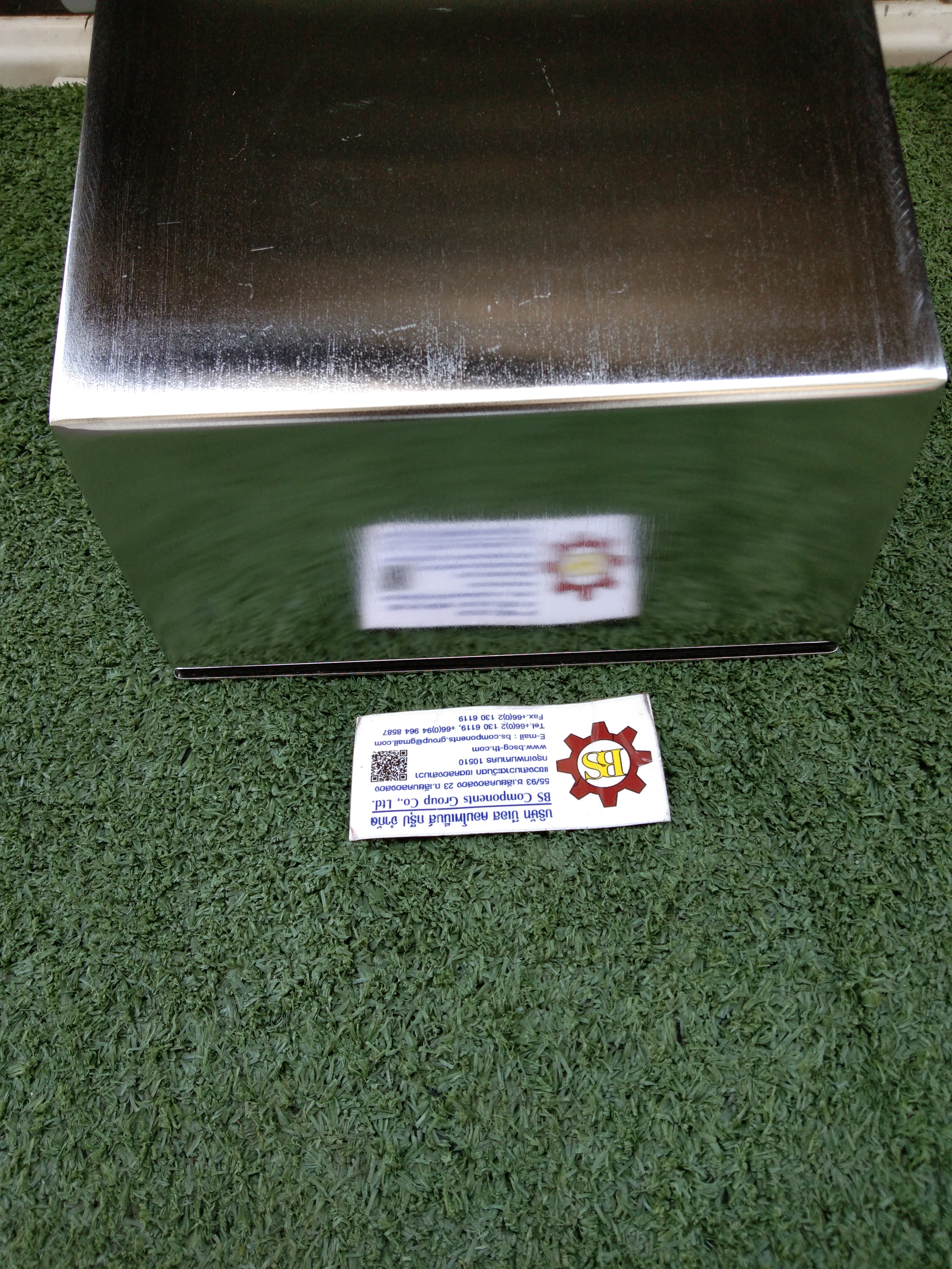 กล่องสแตนเลสด้านบนสโลป POWER PLUGS (D) W200xH150xD150mm.