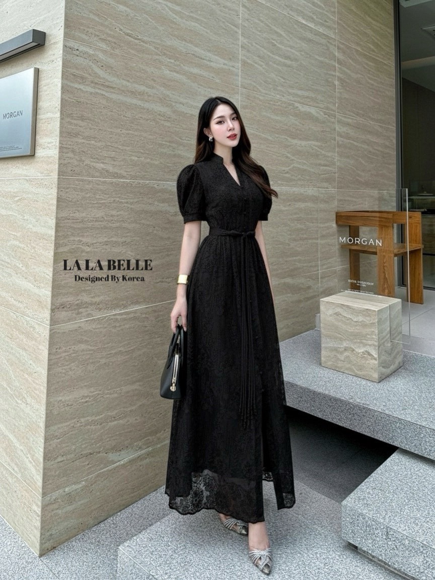 แม็กซี่เดรสลูกไม้ปักทั้งชุด2ชิ้นเดรสคอตั้งกระดุมหน้ายาวมาพร้อมซืปหลังแขนตุ๊กตาซีทูเอวเข้ารูปกระโปรงยาวซับถึงปลายชุดใส่คู่เข็มขัดถักแต่งภู่ๆสวยมากงานคุณภาพเกรดพรีเมี่ยม1:1 คัทติ้ง และ แพทเทริน์เป๊ะ ค่ะ น่ารักฝุดๆไปเลยค้ารุ่นนี้มิกซ์กับรองเท้าส้นสูงเครื่องป