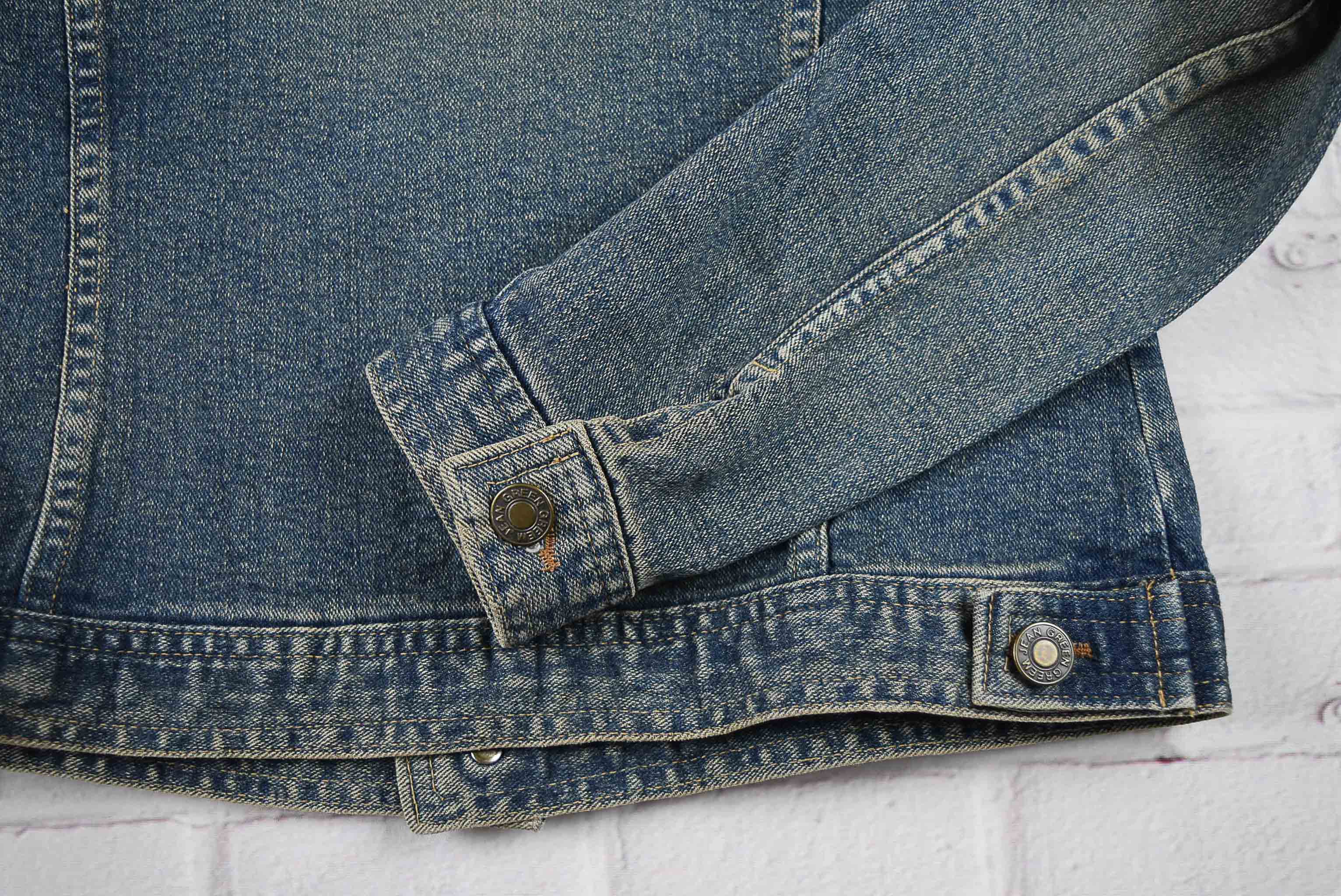 JEANS อกจริง 33 ไซส์ XS เสื้อแจ็คเก็ตยีนส์ แขนยาว ผู้หญิง สีเข้ม ผ้ายืด เนื้อผ้านุ่มใส่สบาย ใส่คลุมกันแดด