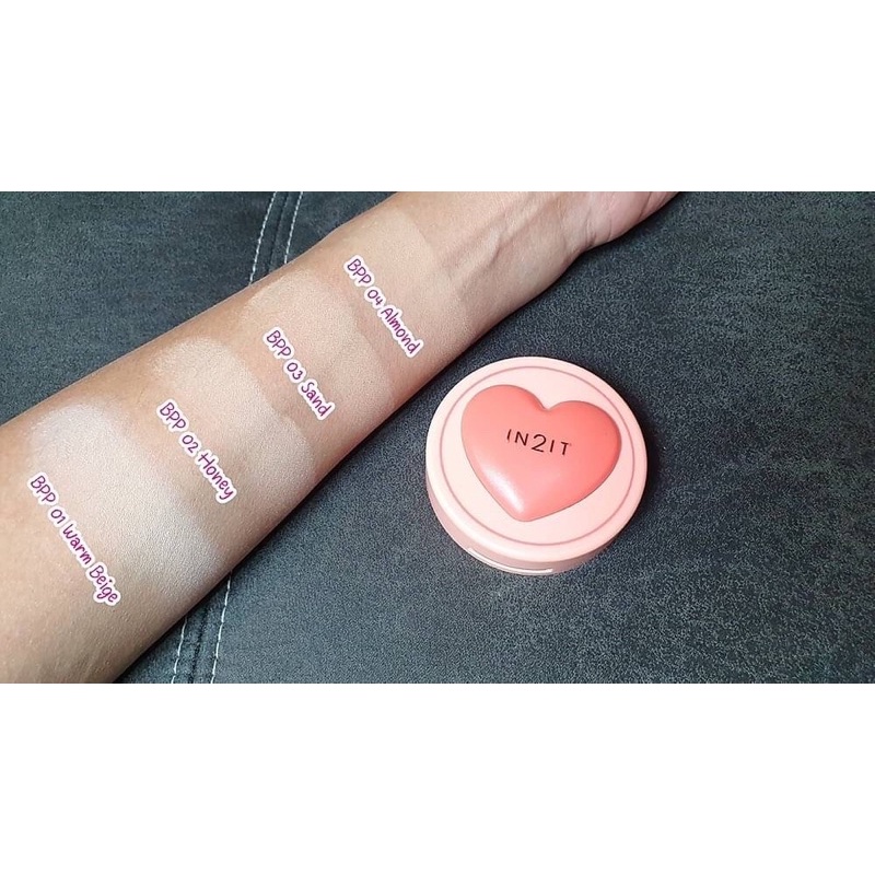 IN2IT Blur & Matte Pressed Powder SPF 20 PA++ 6g แป้งผสมรองพื้น