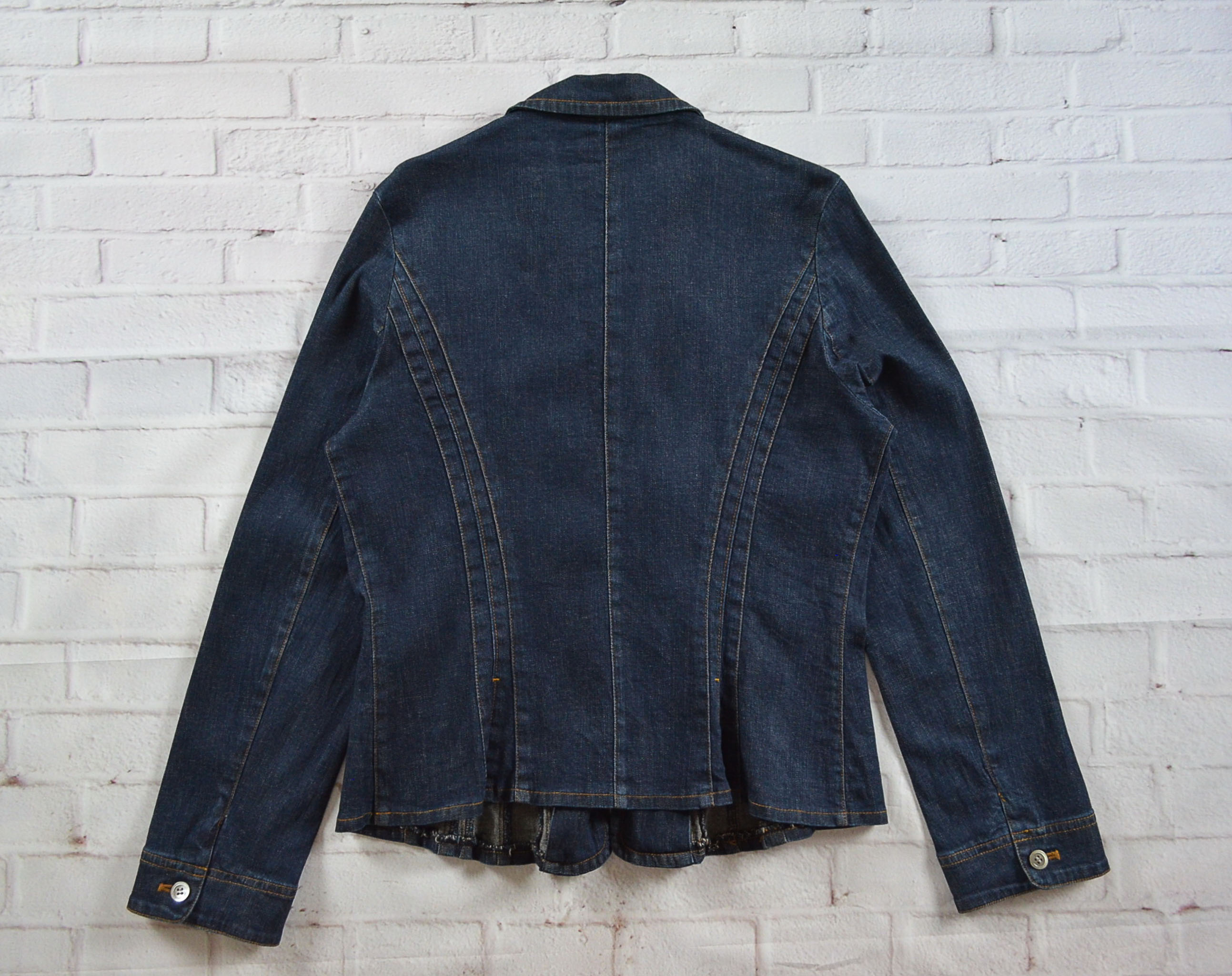 JEANS อกจริง35' (S) เสื้อแจ็คเก็ตยีนส์ เสื้อยีนส์แขนยาวหญิงชาย ทรงสูทผ้ายีนส์นุ่มใส่สบาย