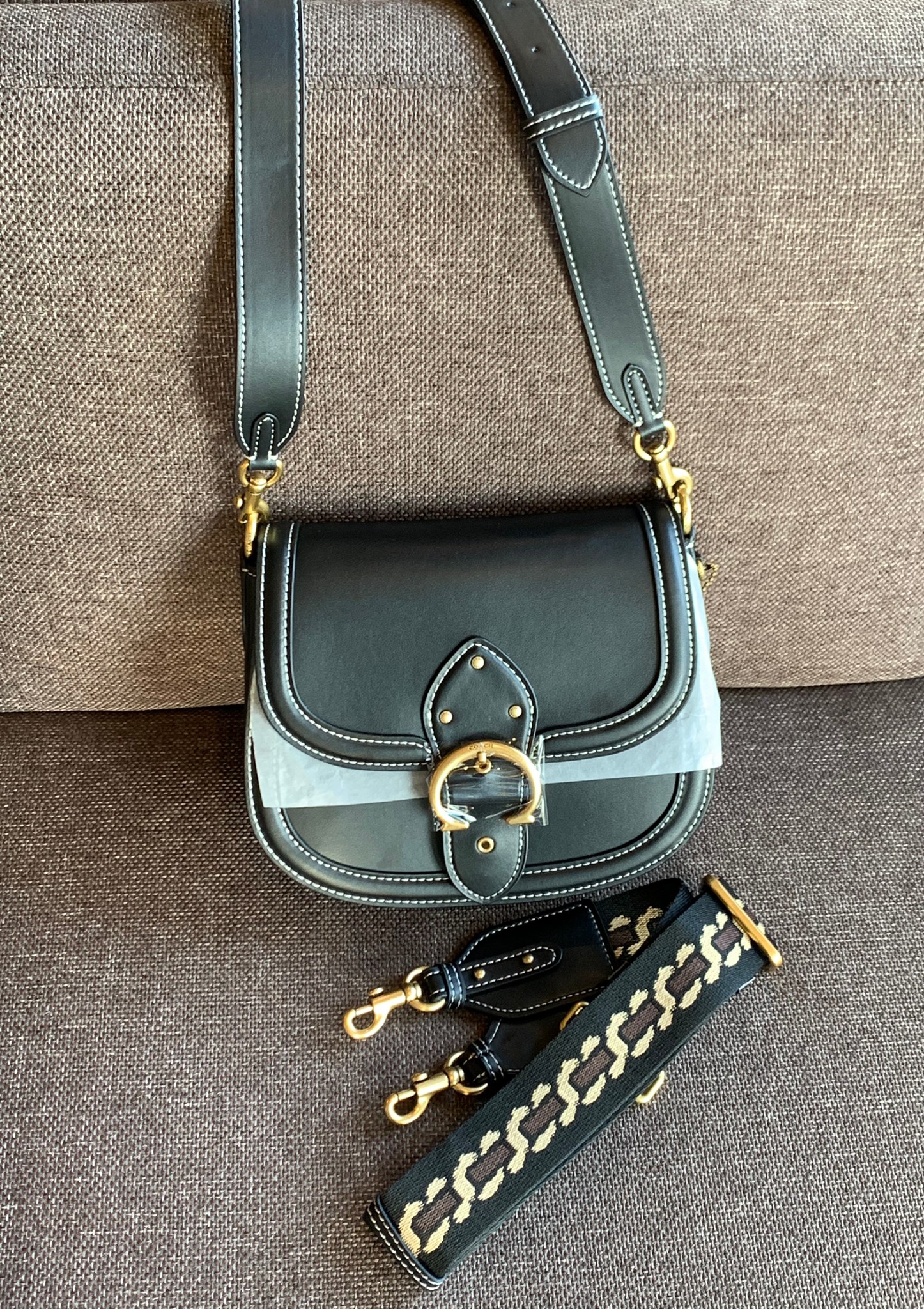 กระเป๋าสะพายไฮโซเรียบหรูดูแพงแบรนด์เนมโค้ชสีดำหนังแท้ COACH BEAT SADDLE BAG ((C0749))